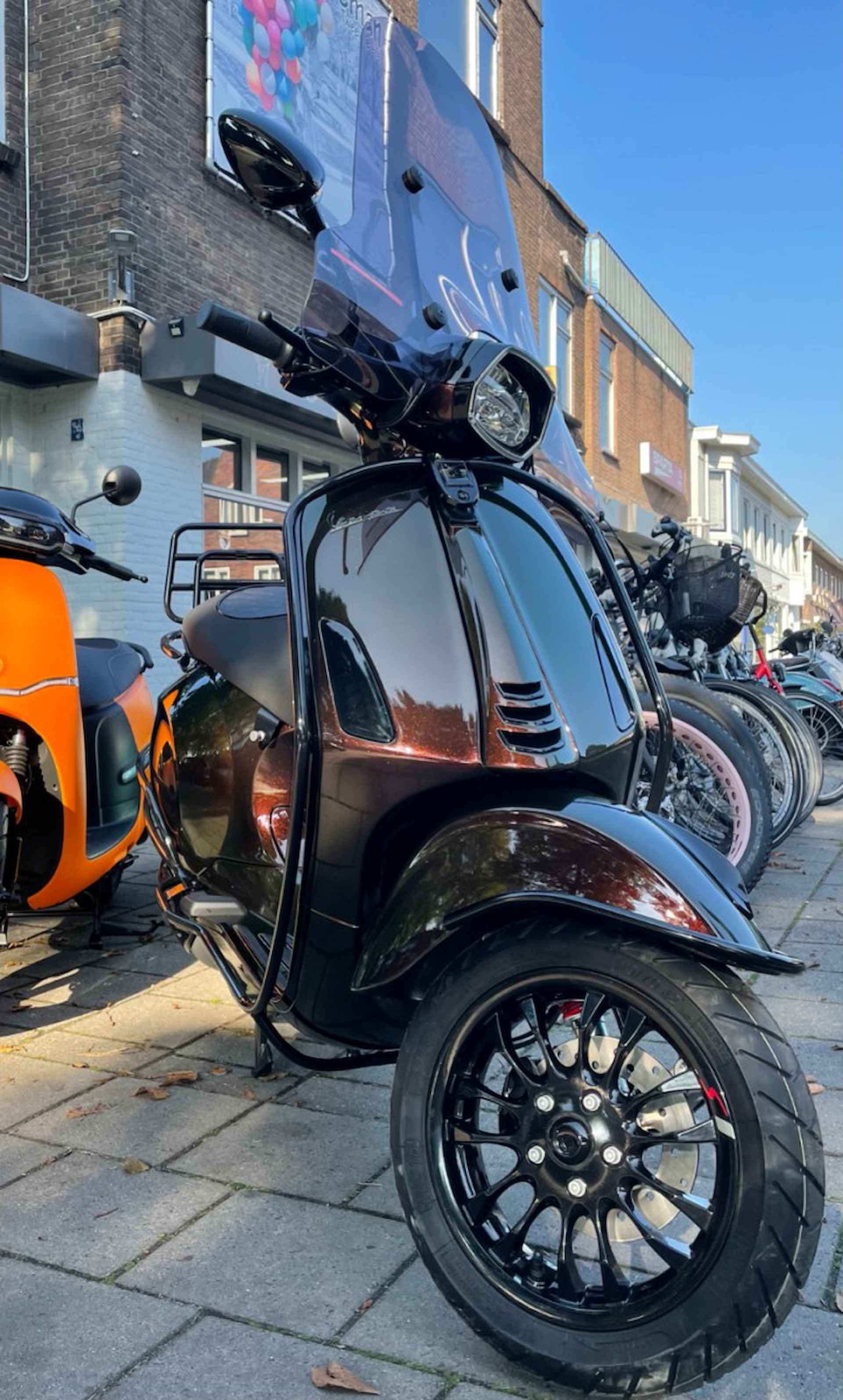 Vespa Sprint E4 Incl. Opties! 1-cilinder, 4-takt, luchtgekoeld, injectie Limited Edition 2021 - 1/1