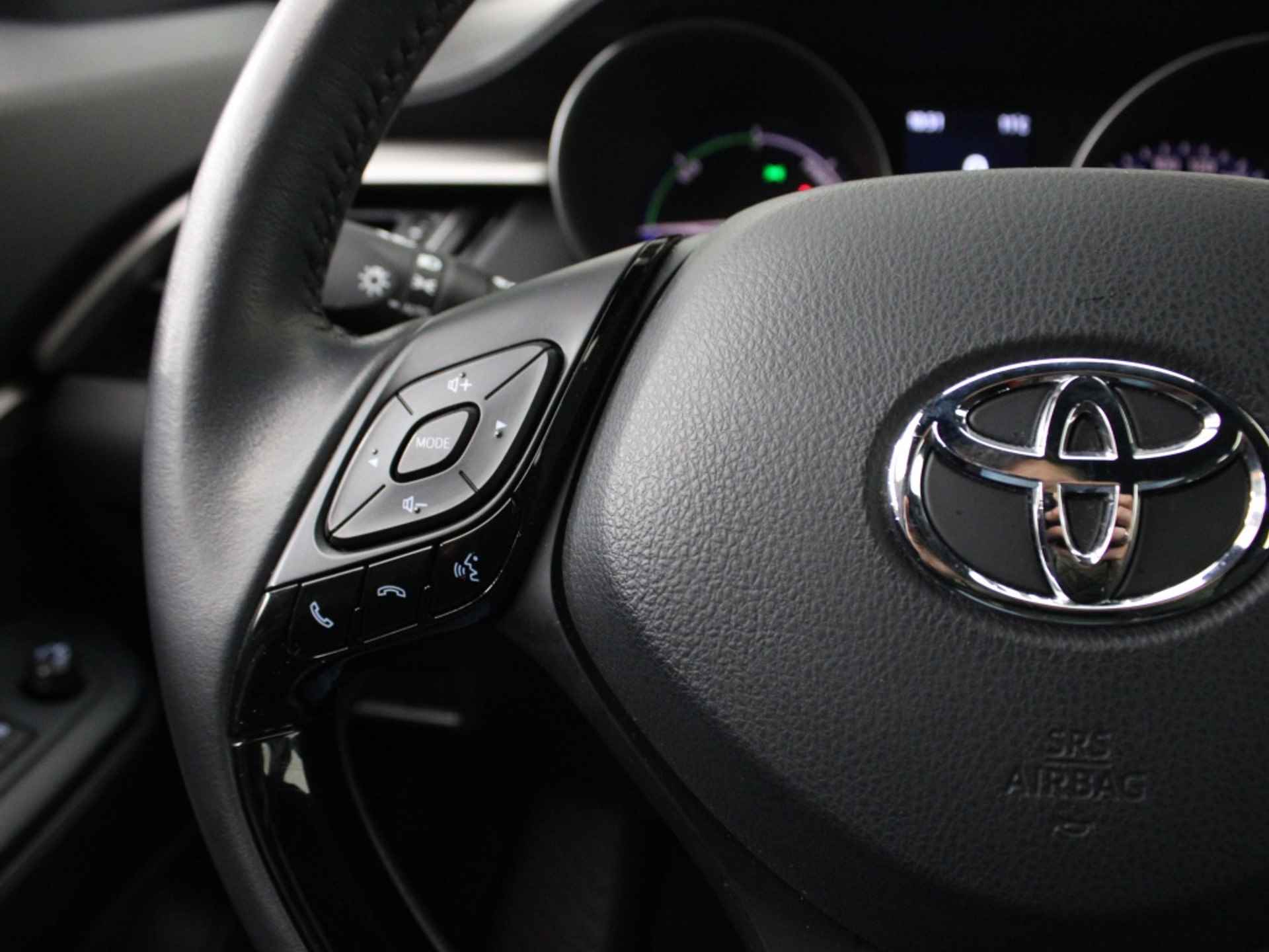 Toyota C-HR 1.8 Hybrid Active Camera, Navigatie, DAB+, 17'' velgen - 14/30