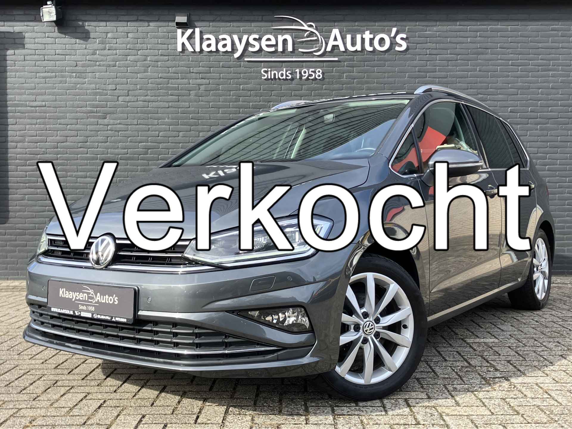 Volkswagen Golf Sportsvan 1.5 TSI ACT 150 pk Highline AUT. | 1e eigenaar | dealer onderhouden | navigatie | adaptieve cruise | trekhaak | 38.000 KM - 1/36