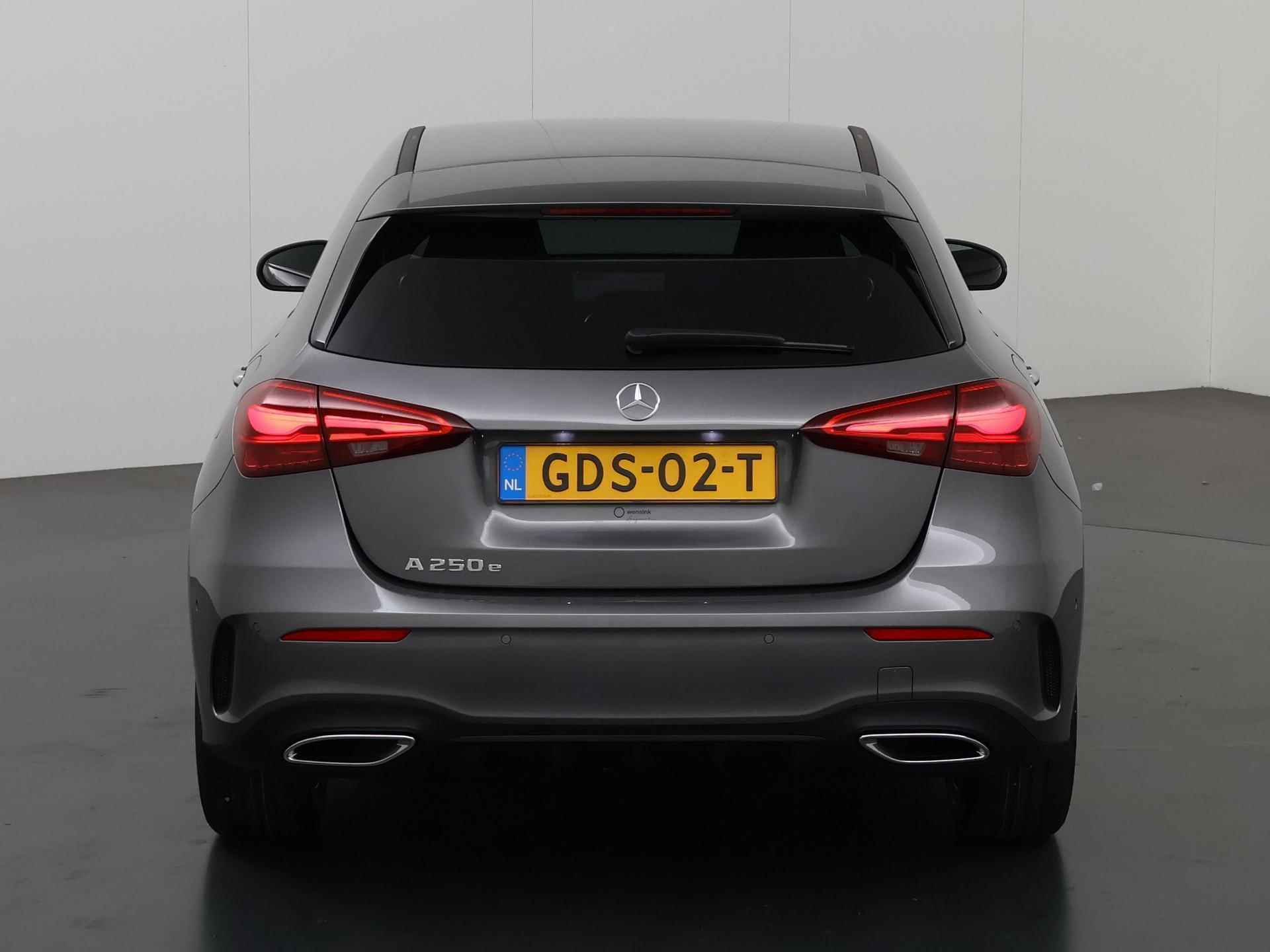 Mercedes-Benz A-klasse 250 e Star Edition AMG Line | Nightpakket | Sfeerverlichting | Apple carplay | Android auto | Parkeercamera | Stoelverwarming | - 6/47