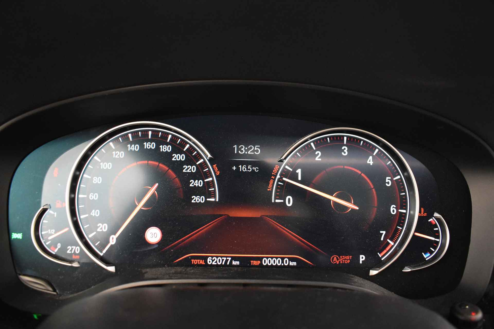 BMW 6 Serie Gran Turismo 640i High Executive M Sport Automaat / Panoramadak / Adaptieve LED / Active Cruise Control / Harman Kardon / Navigatie Professional / Comfort Access - 43/58