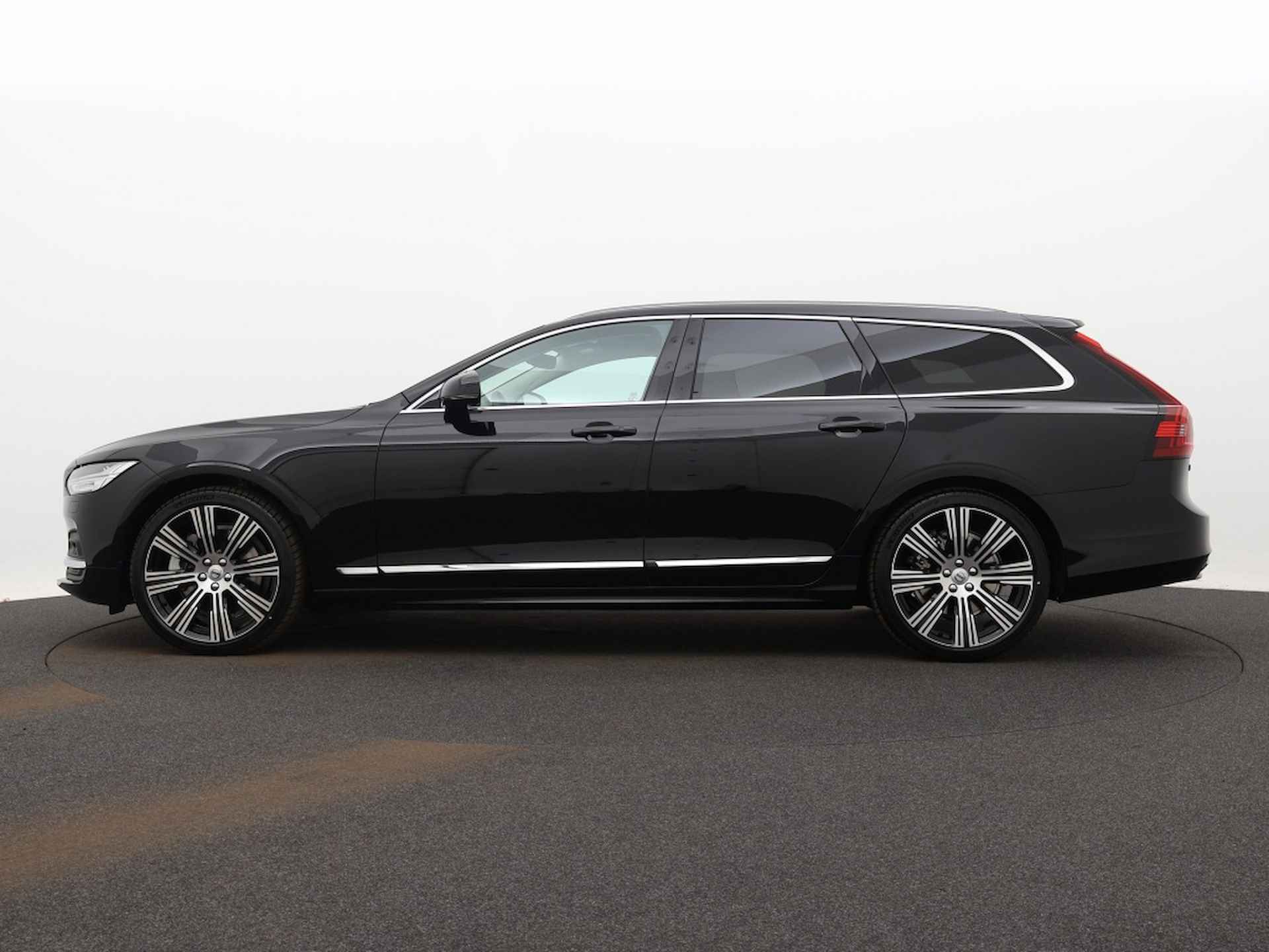 Volvo V90 2.0 T6 AWD Ultimate Bright | Luchtvering | Stoelventilatie | 360 - 2/41