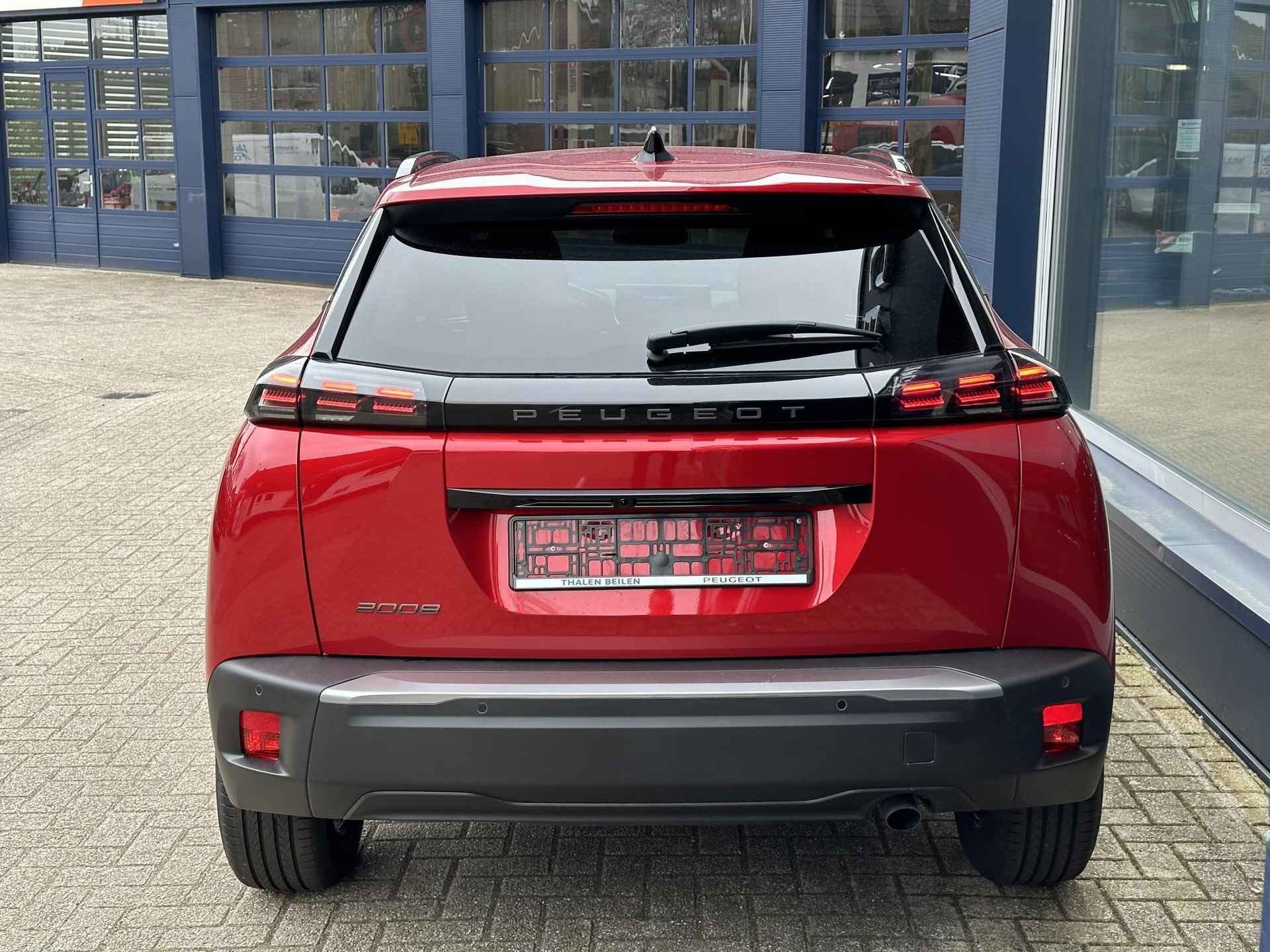 Peugeot 2008 1.2 Turbo 100 PK Allure | € 9.000,- Demo korting! | Navigatie | LED Verlichting | 360 graden Camera | Dodehoek detectie | Parkeercamera | Parkeersensoren | Digitaal Dashboard | Half Lederen stoelen | Lichtmetalen Velgen 17 inch | - 5/52