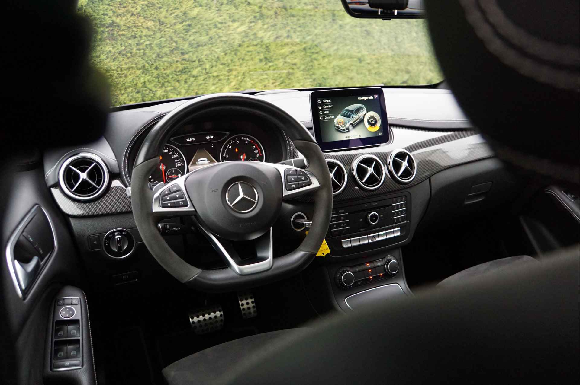 Mercedes-Benz B-Klasse B 180 AMG line Night | Panorama Carplay Sfeerverlichting - 20/36