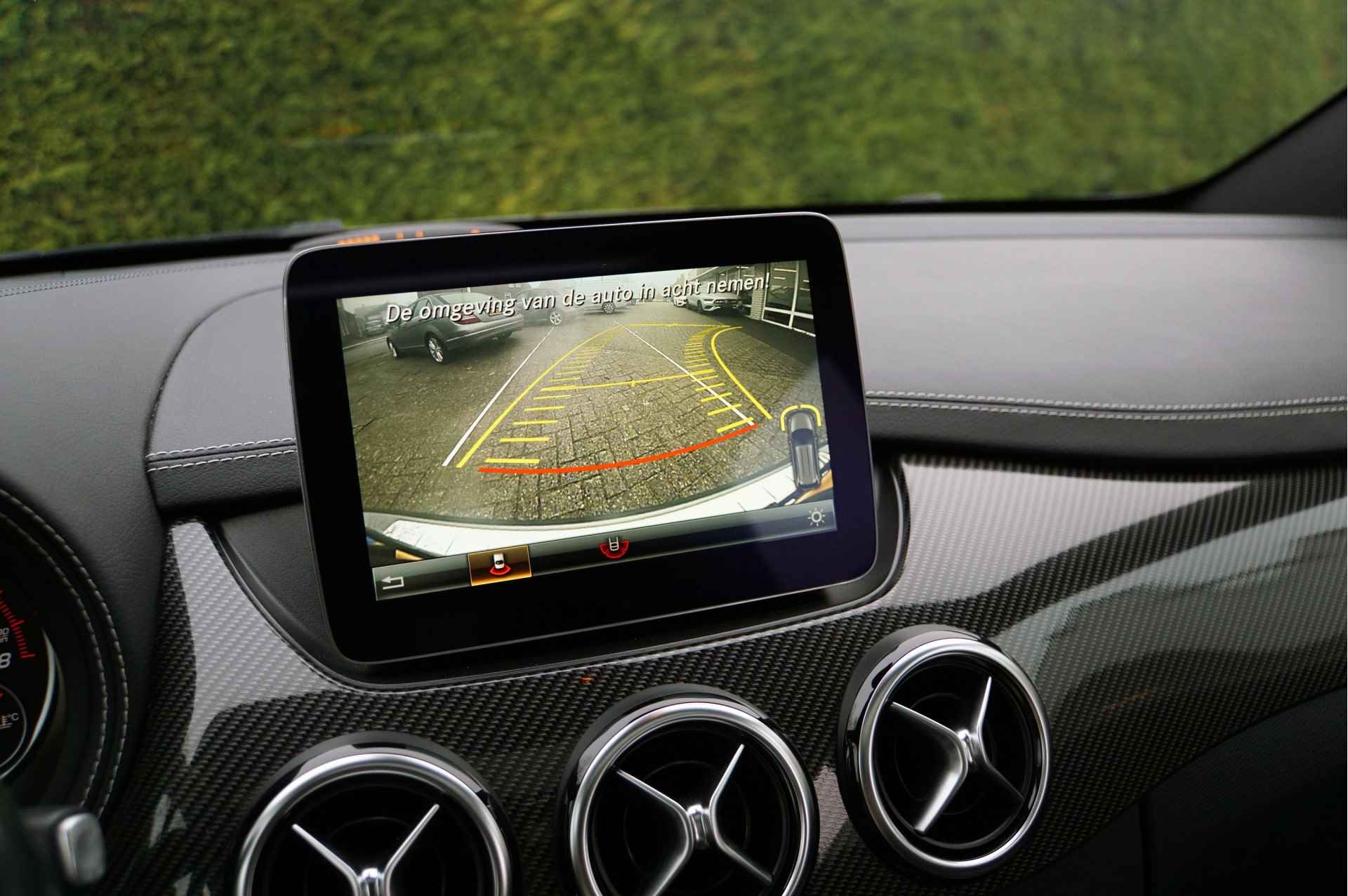 Mercedes-Benz B-Klasse B 180 AMG line Night | Panorama Carplay Sfeerverlichting - 31/36