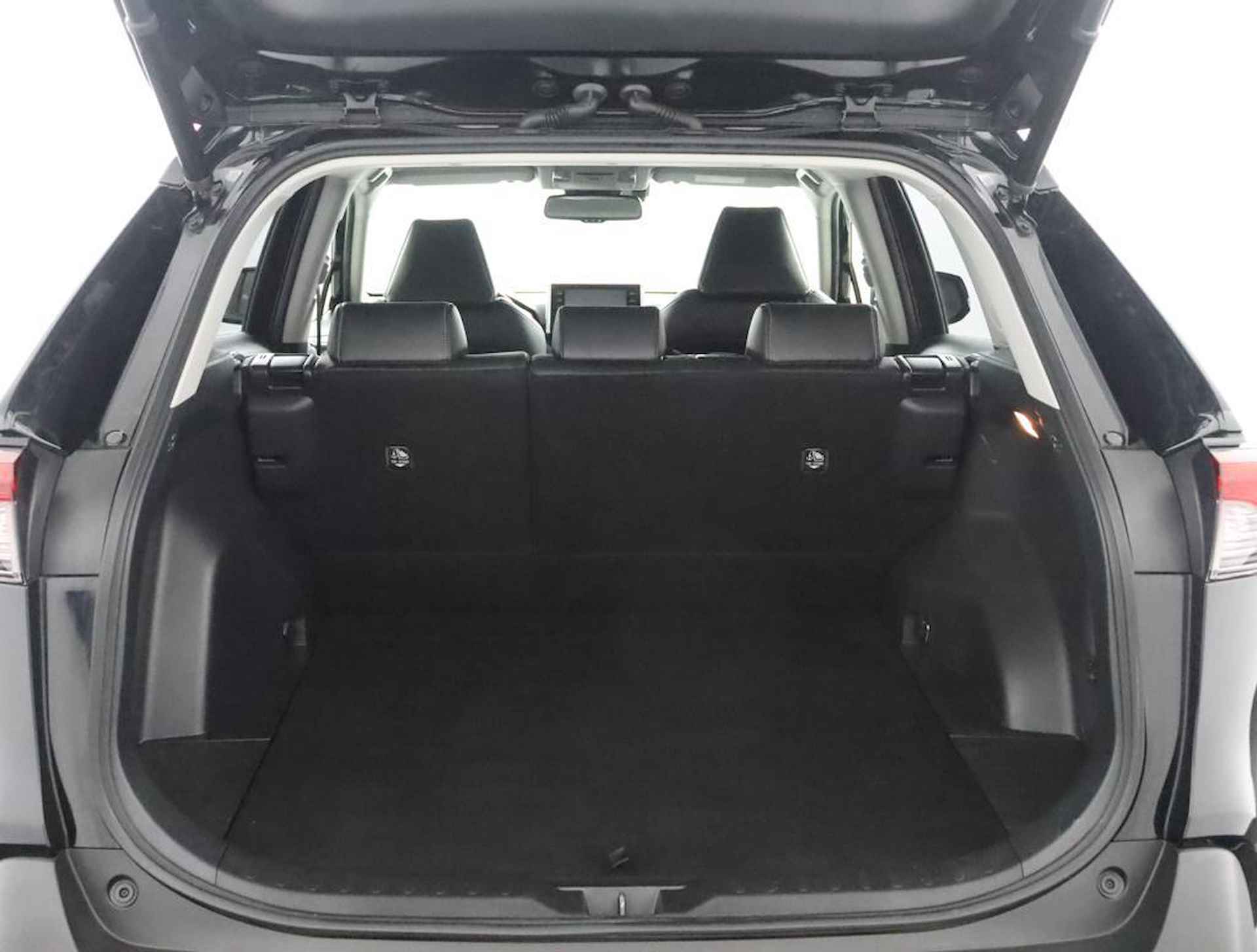 Toyota RAV4 2.5 Hybrid AWD Style | Stoelverwarming | Lederen bekleding | Trekhaak | - 23/79