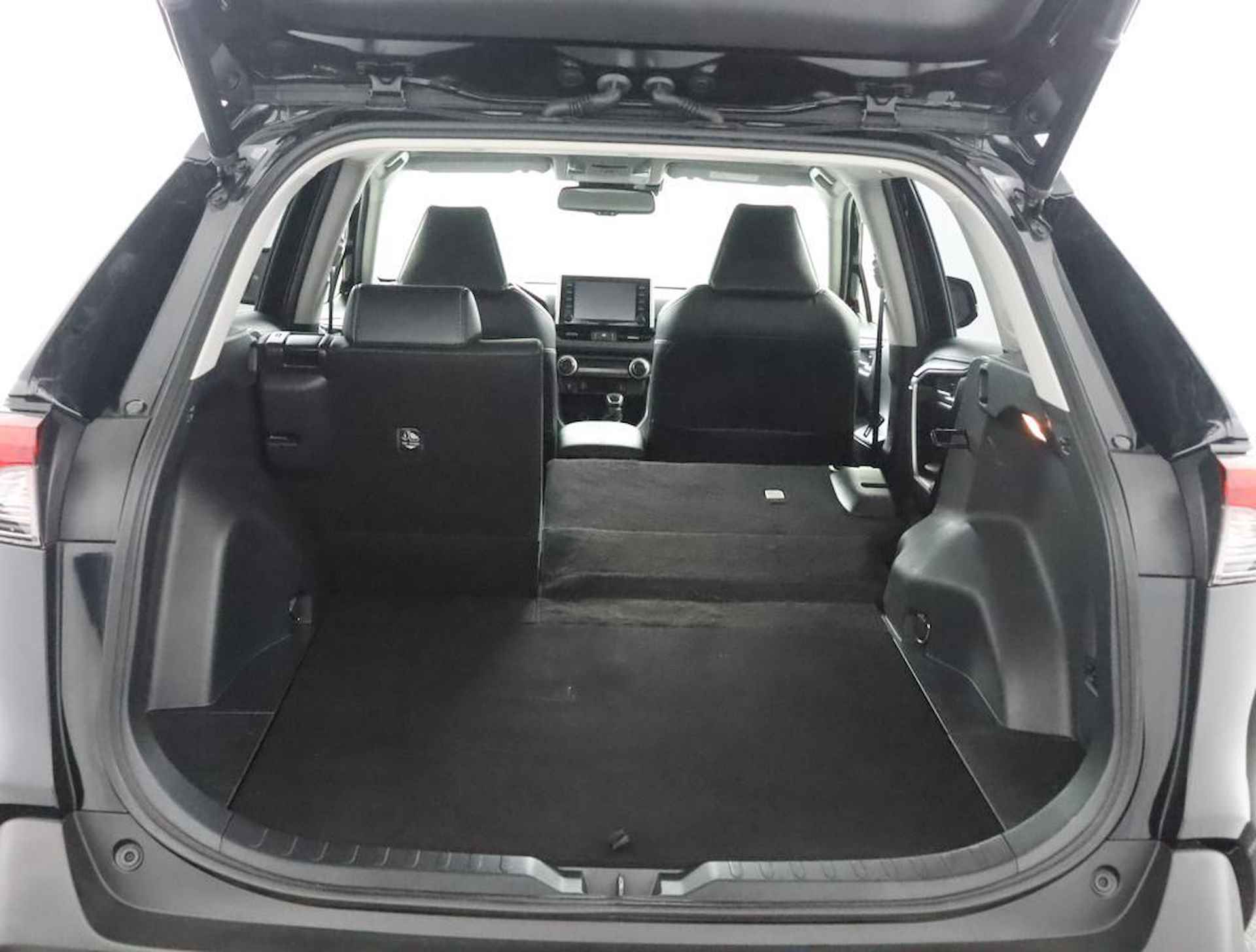 Toyota RAV4 2.5 Hybrid AWD Style | Stoelverwarming | Lederen bekleding | Trekhaak | - 24/79