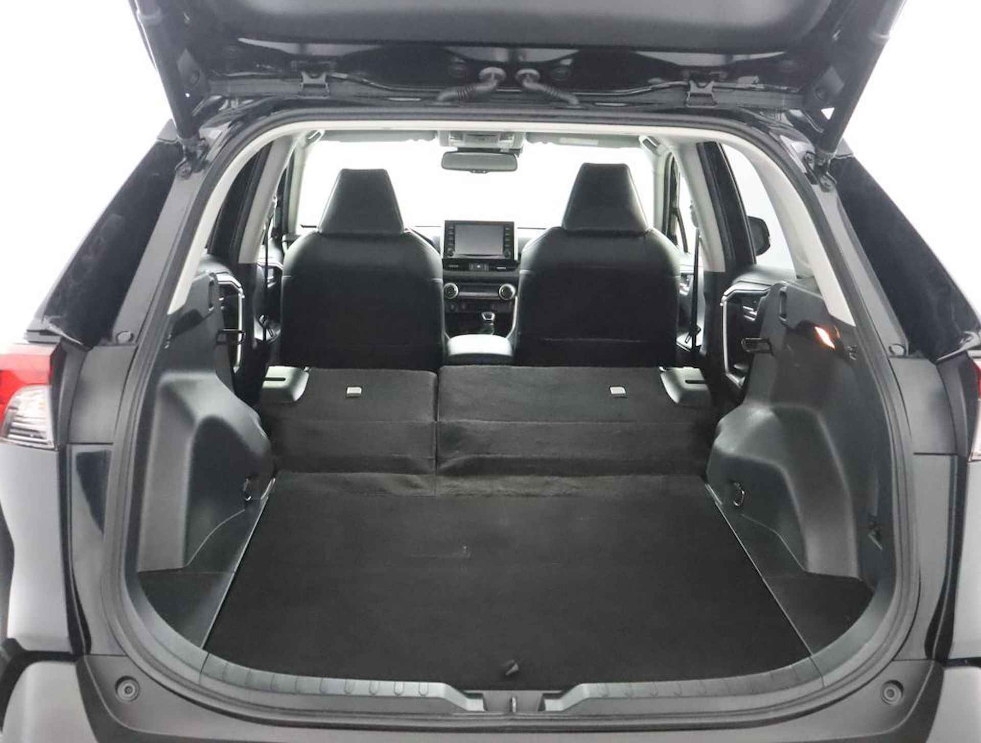 Toyota RAV4 2.5 Hybrid AWD Style | Stoelverwarming | Lederen bekleding | Trekhaak | - 26/79