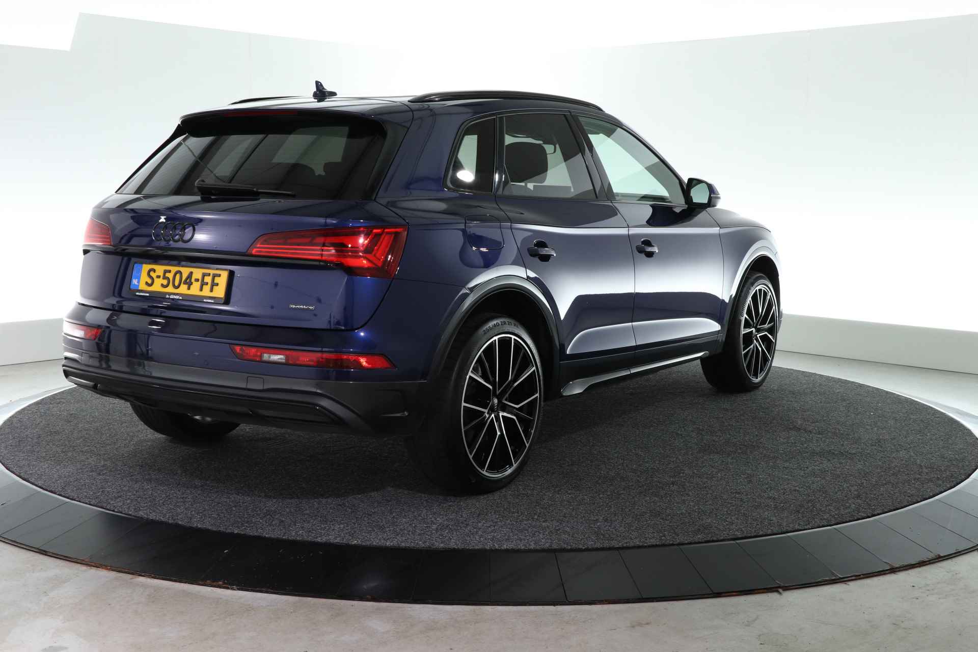 Audi Q5 40 TDI quattro Pro Line / 204 PK / TREKHAAK - 2400kg  / CAMERA / CARPLAY / - 2/36