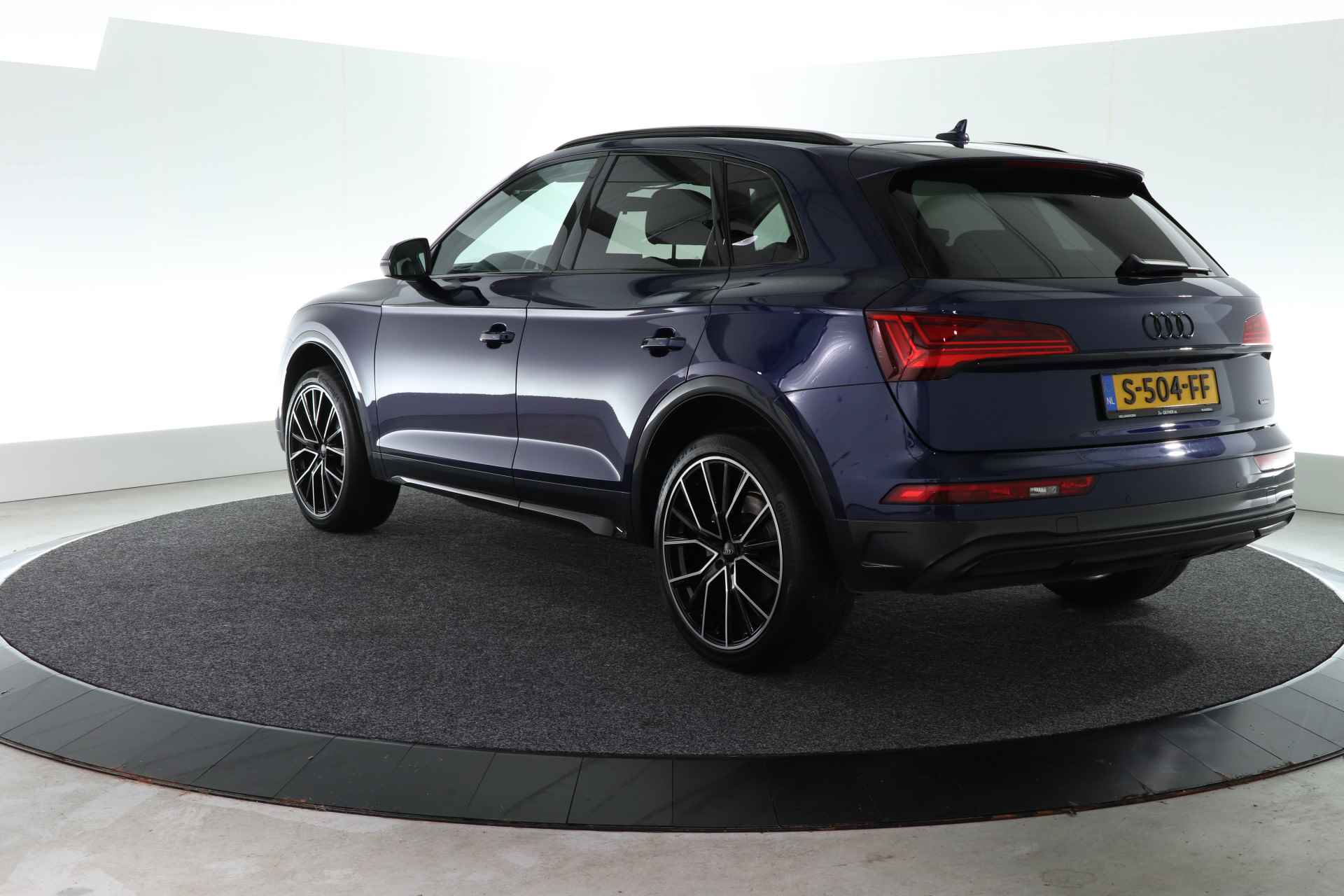 Audi Q5 40 TDI quattro Pro Line / 204 PK / TREKHAAK - 2400kg  / CAMERA / CARPLAY / - 4/36