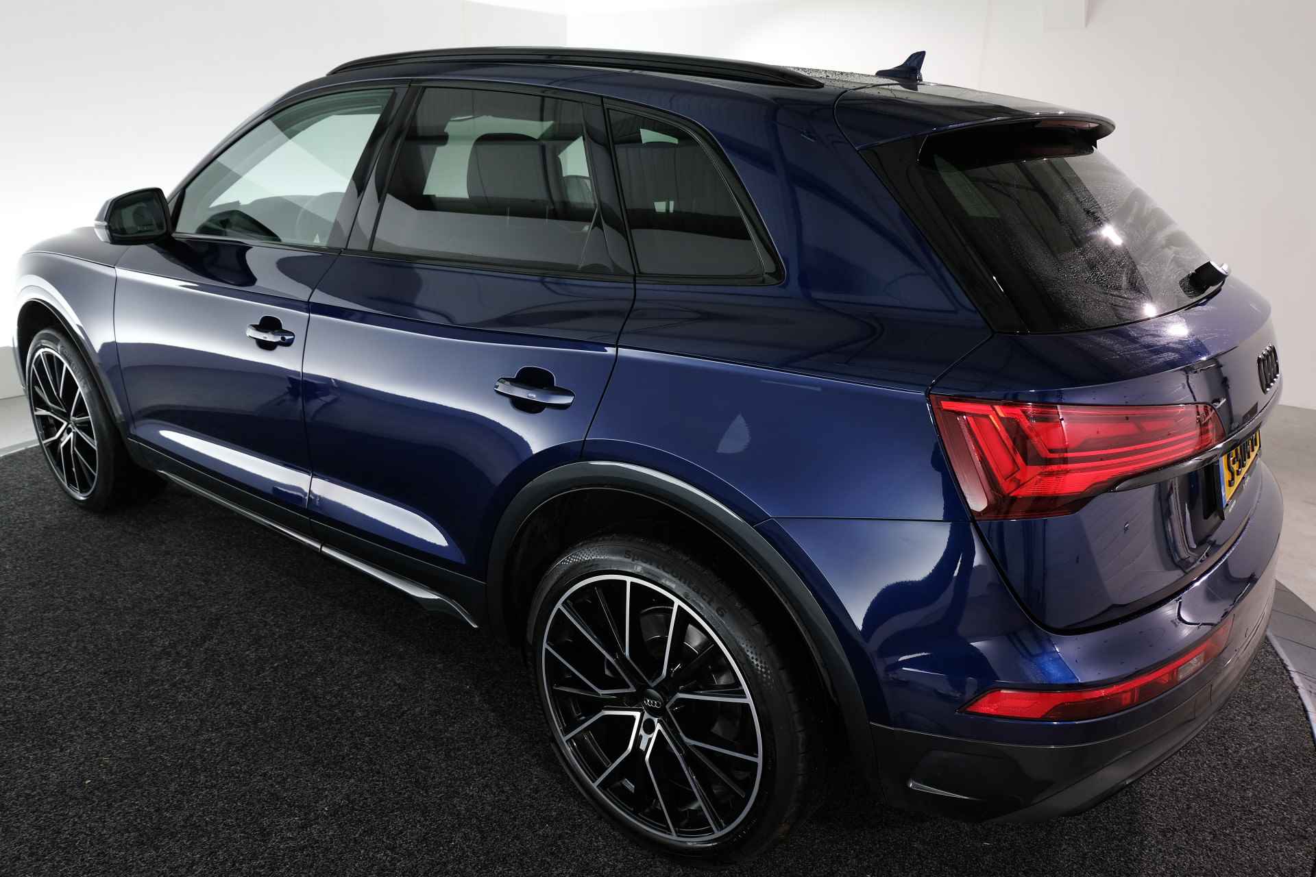 Audi Q5 40 TDI quattro Pro Line / 204 PK / TREKHAAK - 2400kg  / CAMERA / CARPLAY / - 24/36