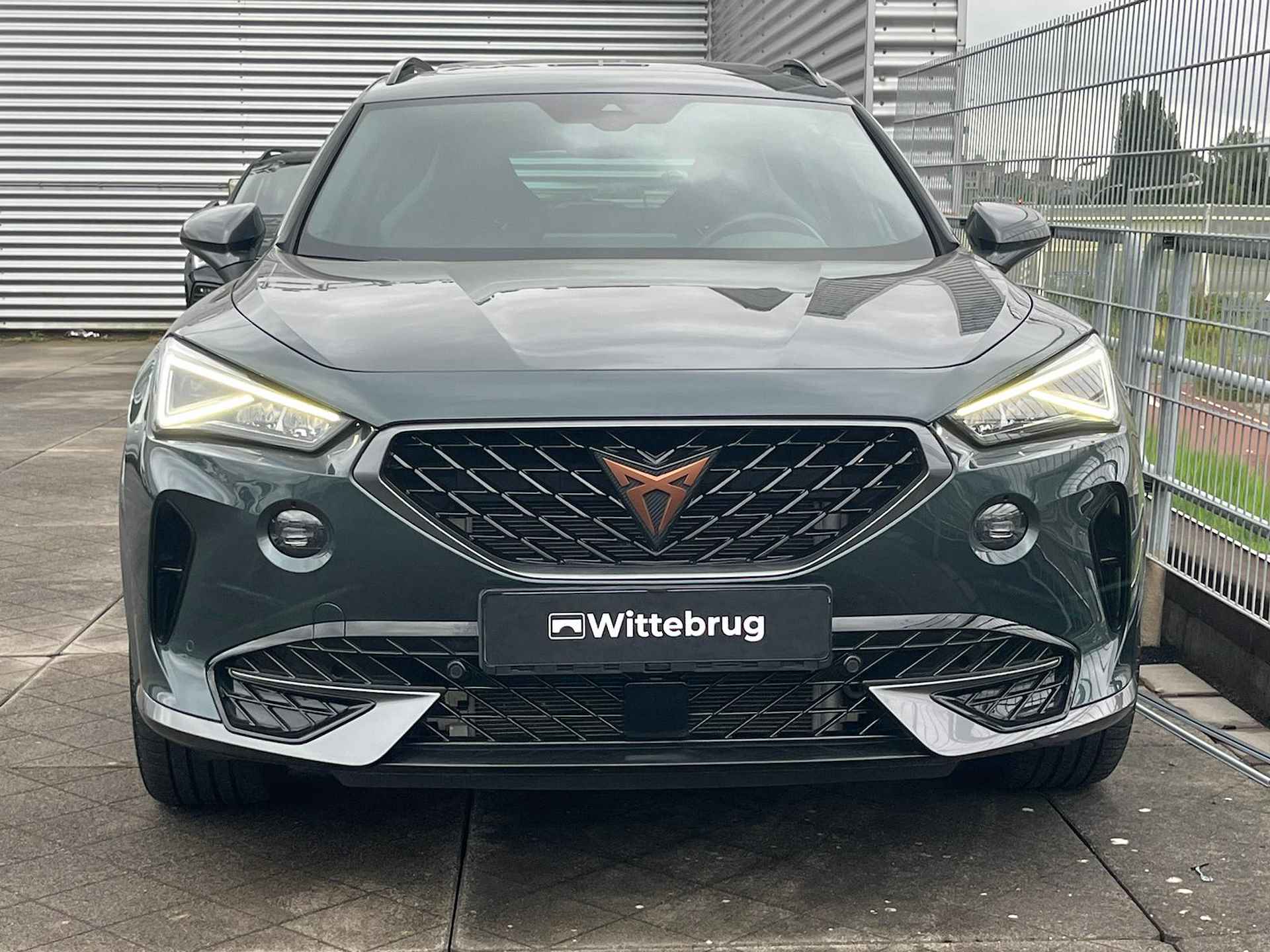 CUPRA Formentor 1.4 e-Hybrid VZ 245PK Performance / 19" LMV / Panoramadak / Digitale Cockpit / Stuur en Stoelverwarming / Achteruitrijcamera / Kuipstoelen - 11/35