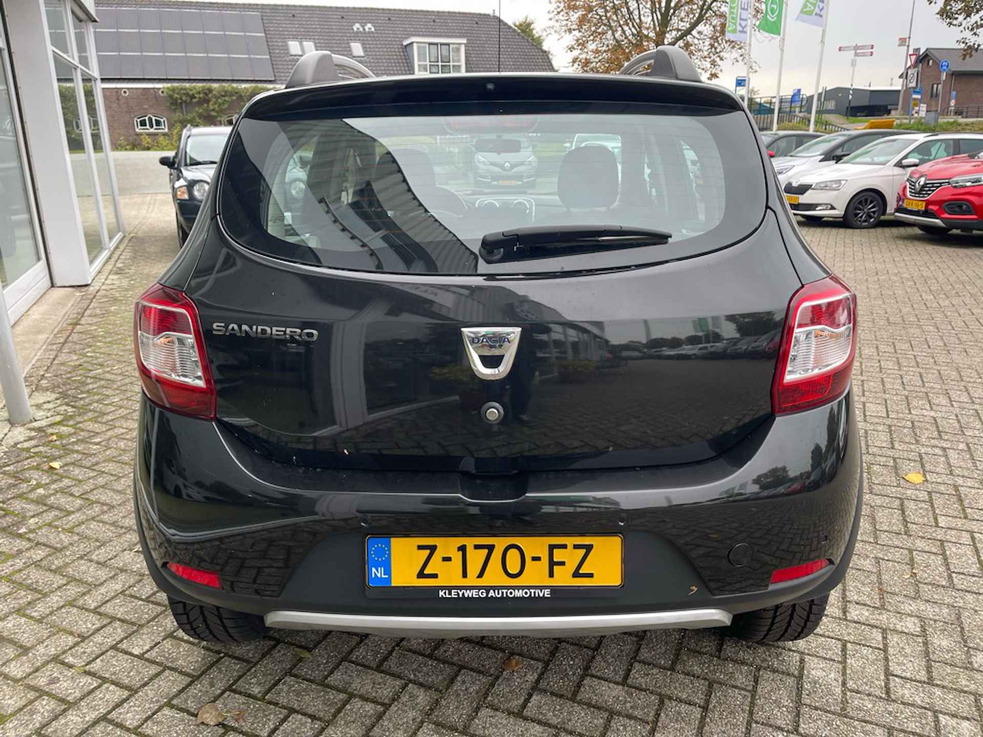 Dacia Sandero 0.9 TCe Stepway Amb. - 8/24