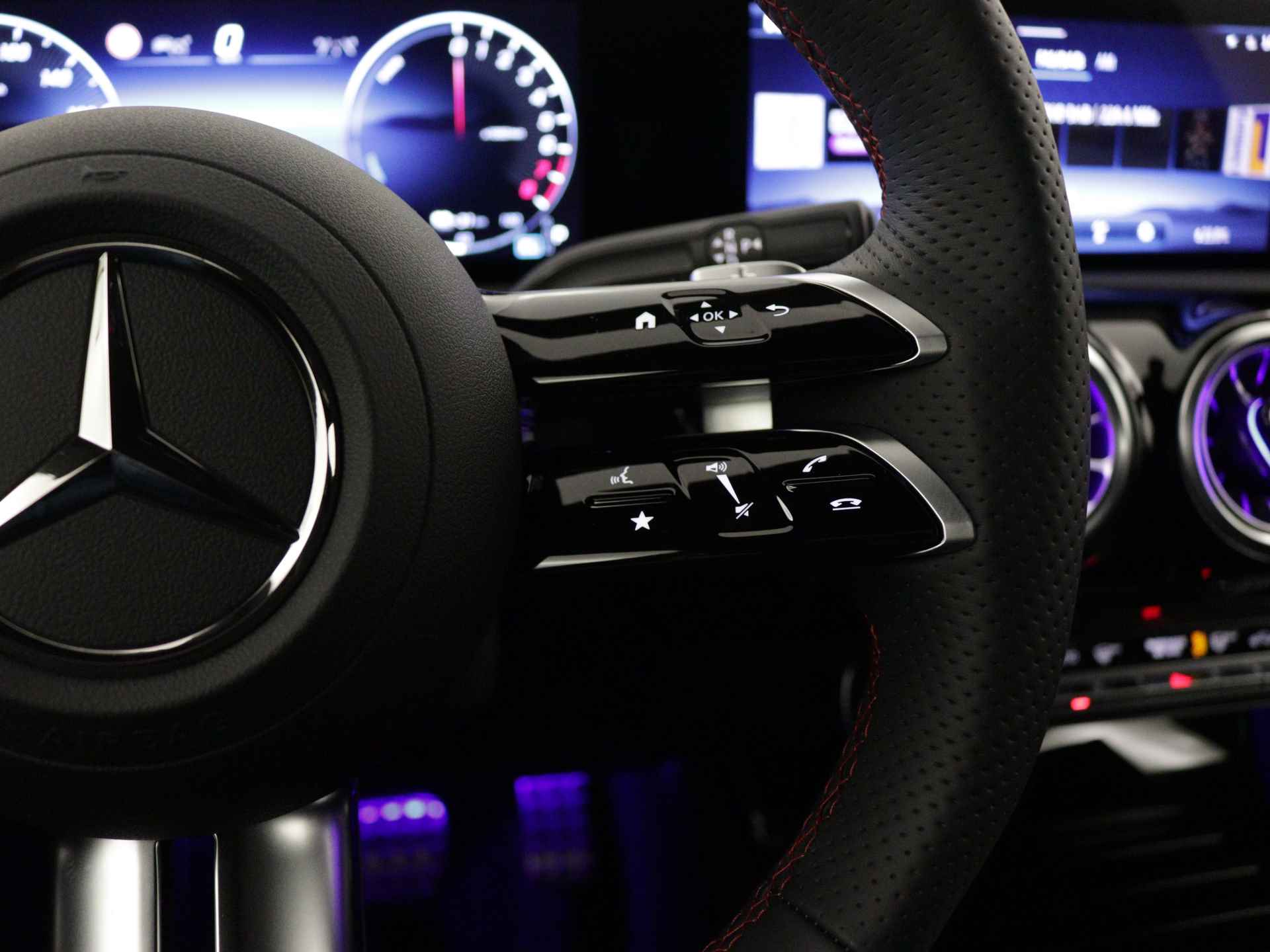 Mercedes-Benz CLA-Klasse Shooting Brake 250 e Star Edition AMG Line | Trekhaak | Nightpakket | Sfeerverlichting | KEYLESS GO-comfortpakket | Dodehoekassistent | USB pakket plus | Parkeerpakket met achteruitrijcamera | - 20/36