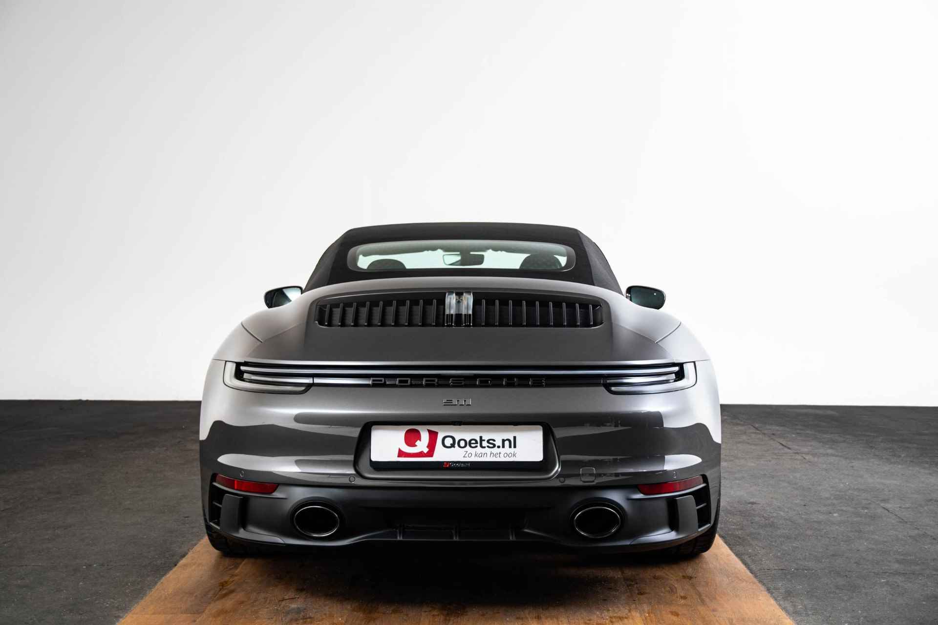 Porsche 911 Cabrio 3.0 Carrera GTS SportDesign/Sport Chrono pakket - Achterasbesturing - Adaptieve cruise control - Adaptieve sportstoelen Plus - GT-sportstuurwiel - Stuurbekrachtiging Plus - Liftsysteem - 44/95