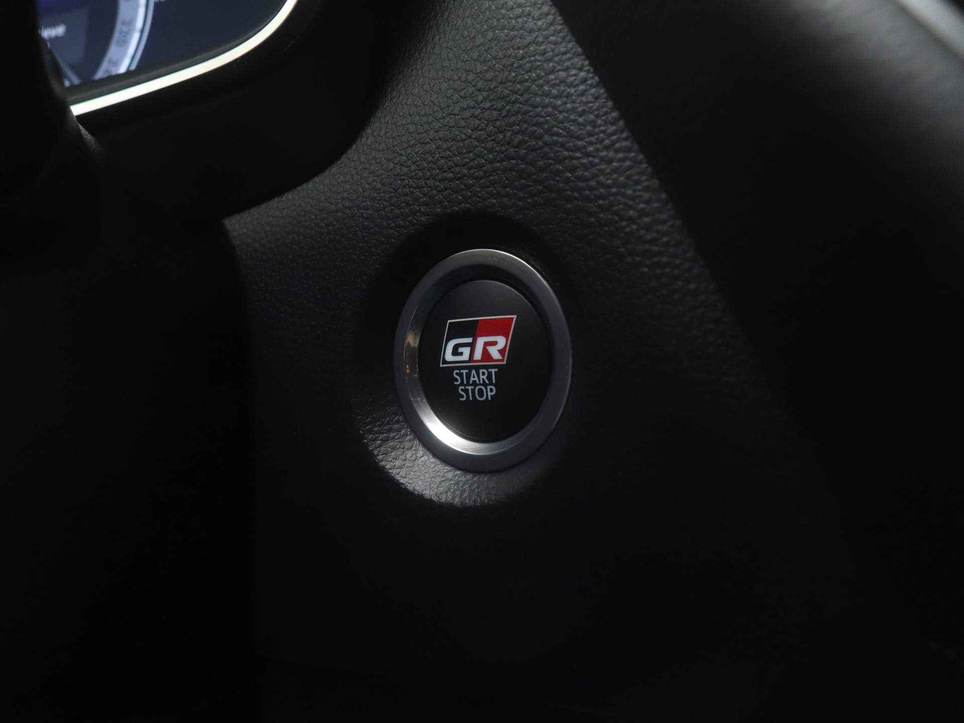 Toyota Corolla 1.8 Hybrid GR Sport *DEMO* | 18' Velgen | LED Verlichting | - 25/41
