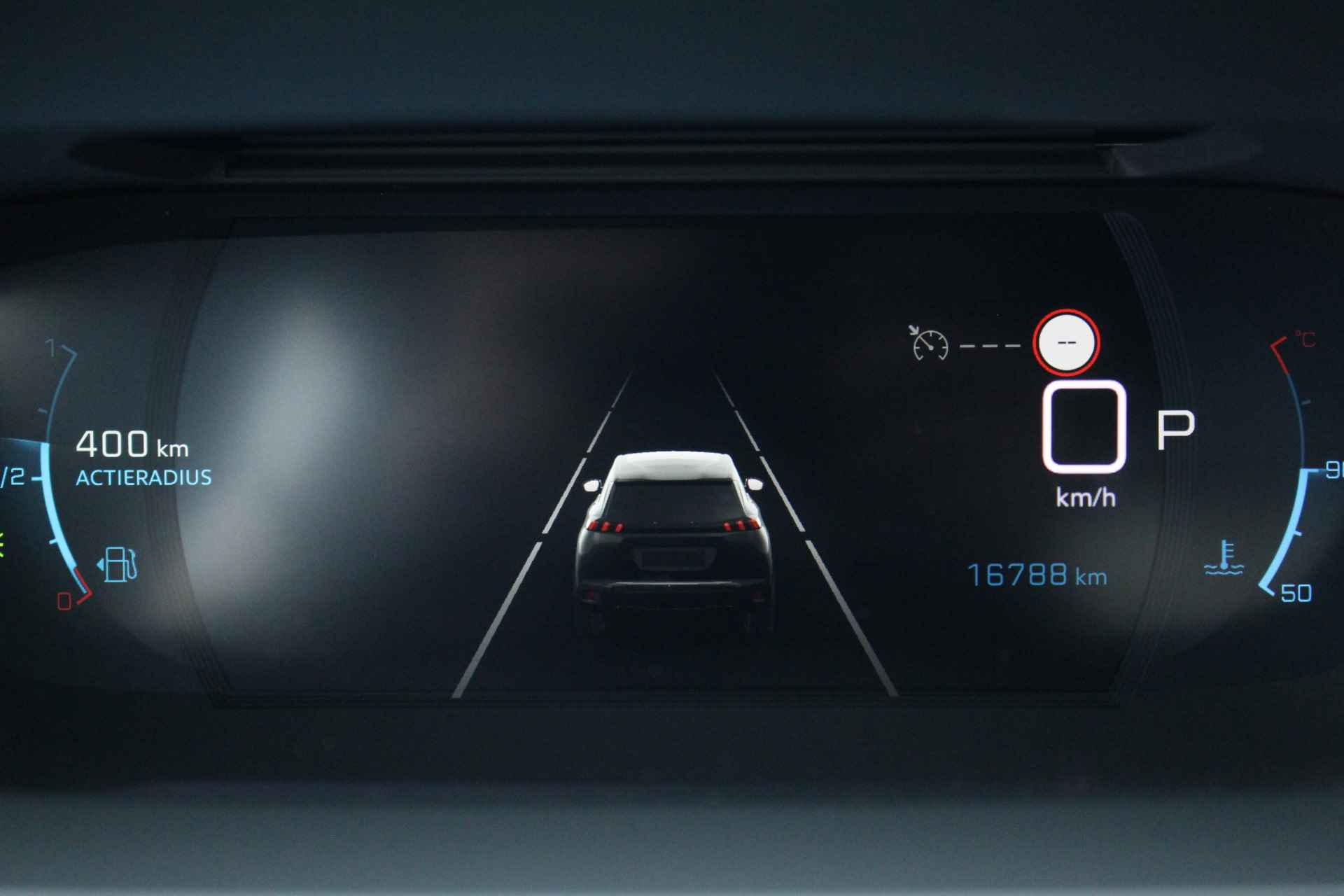 Peugeot 2008 1.2 PureTech Allure Pack Automaat | Carplay | Camera | Climate & Cruise C. | DAB+ | 17"LMV | Privacy Glass | - 15/39