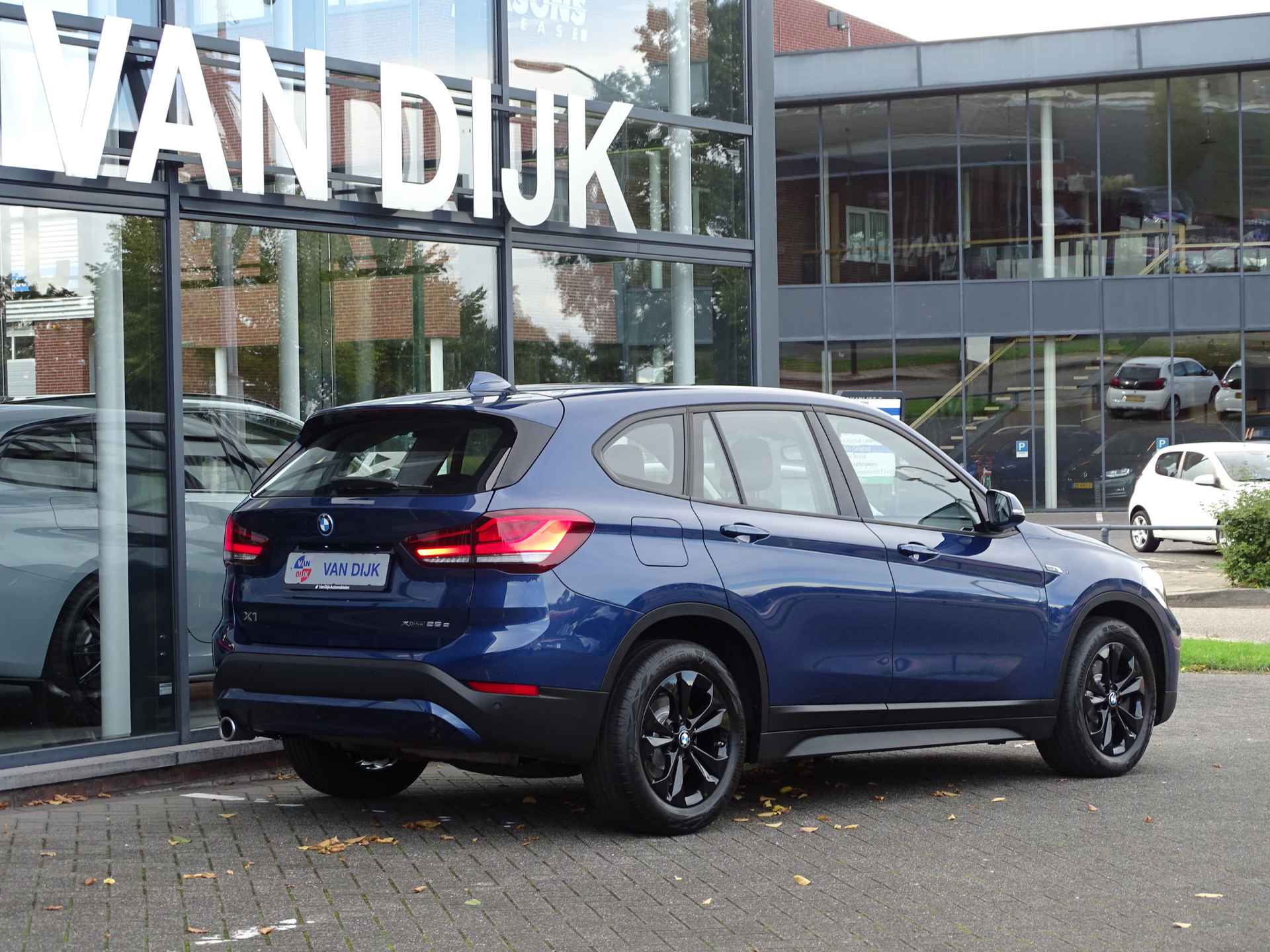 BMW X1 xDrive25e Executive Camera Led Dab Elek.Achterklep Nav. Opbergpakket 17"LM Velgen - 5/51