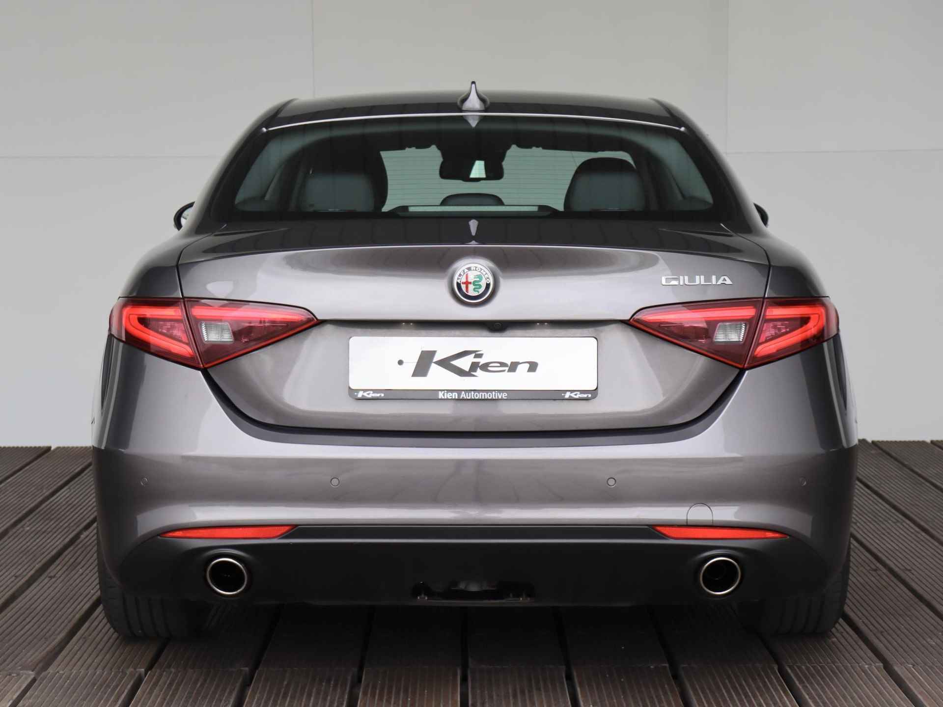 Alfa Romeo Giulia 2.2 Eco Business Super | Trekhaak Afneembaar | Navi | 17 INCH | Cruise Control | - 15/30