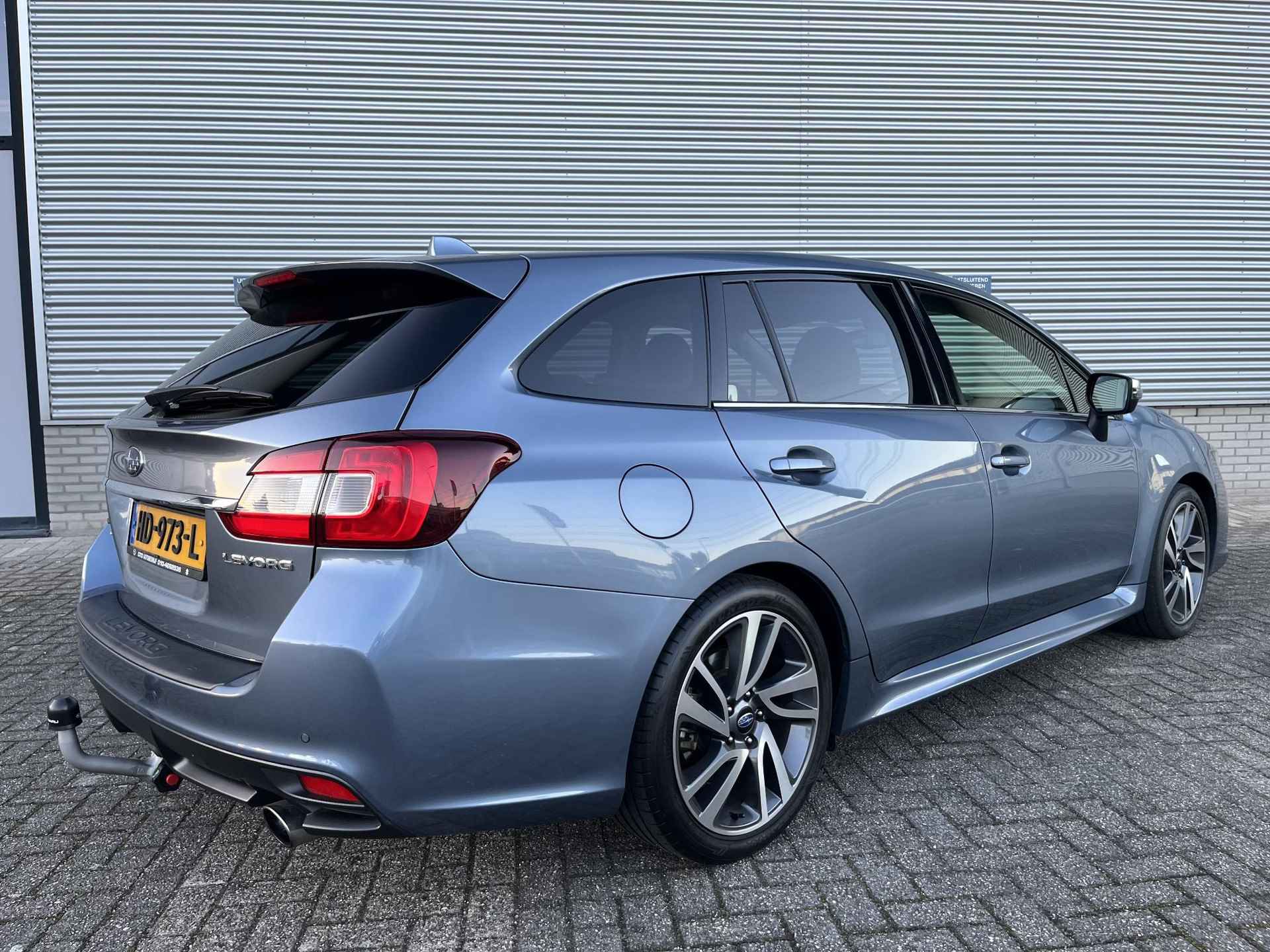 Subaru Levorg 1.6 GT-S premium Automaat | Trekhaak | Navi | Dealer onderhouden | UNIEKE KM-STAND!! - 4/32