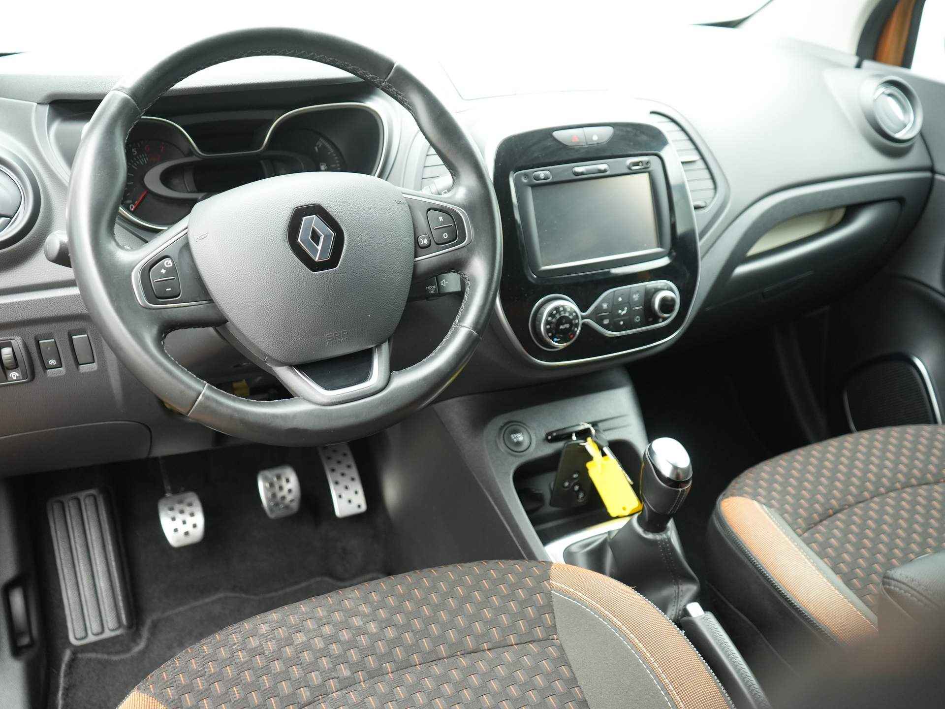 Renault Captur TCe 90 Intens - 7/23