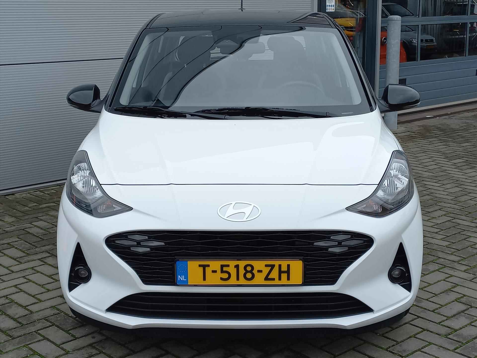 Hyundai I10 1.0i 67pk Automaat Comfort 5 zitpl. | Airconditioning | Navigatie via Apple Carplay of Android Auto | Cruise control - 32/36