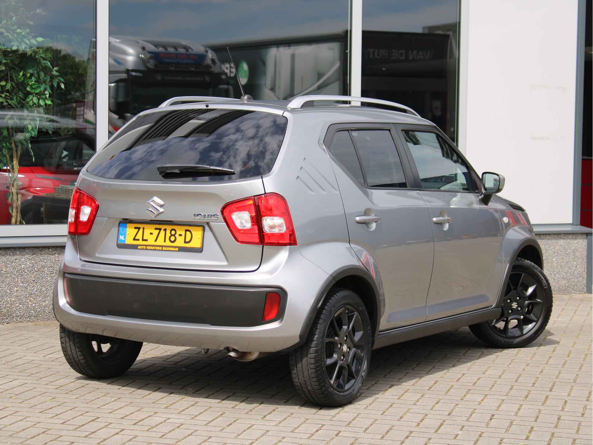 Suzuki Ignis 1.2 Select Carplay/Android Auto, Bluetooth, DAB-Radio, Achteruitrijcamera, Airco - 4/35