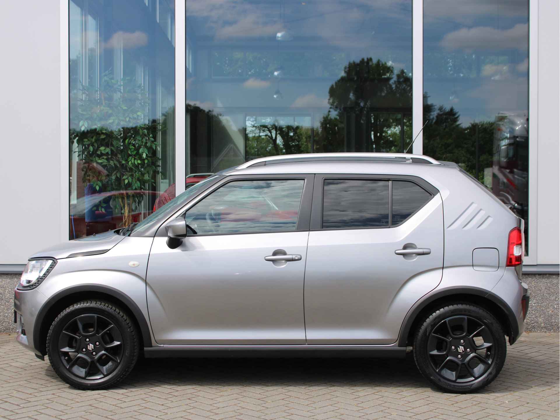 Suzuki Ignis 1.2 Select Carplay/Android Auto, Bluetooth, DAB-Radio, Achteruitrijcamera, Airco - 13/35