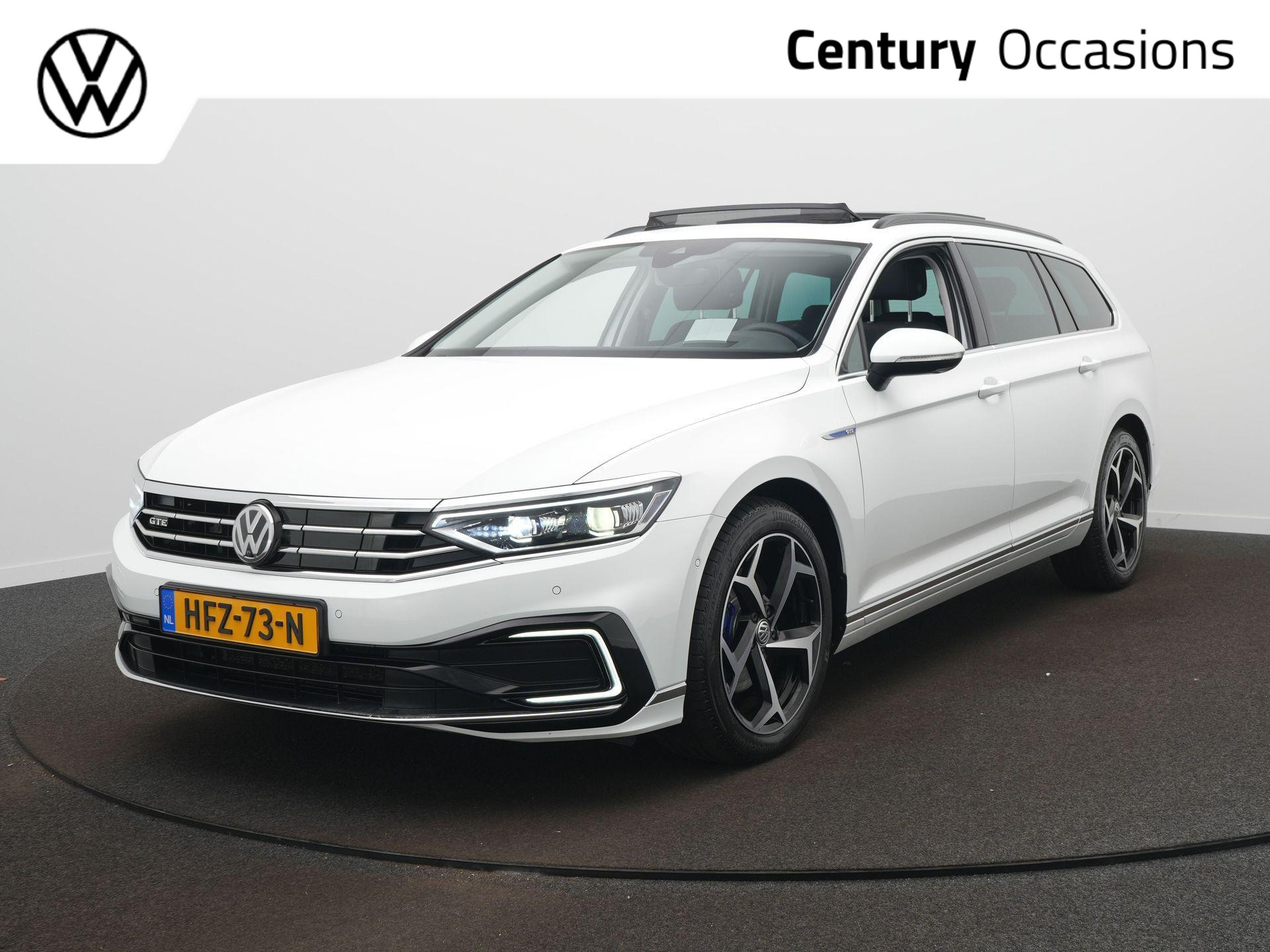 Volkswagen Passat Variant 1.4 TSI PHEV GTE Business Panoramadak - Navigatie - Winterpakket - Clima