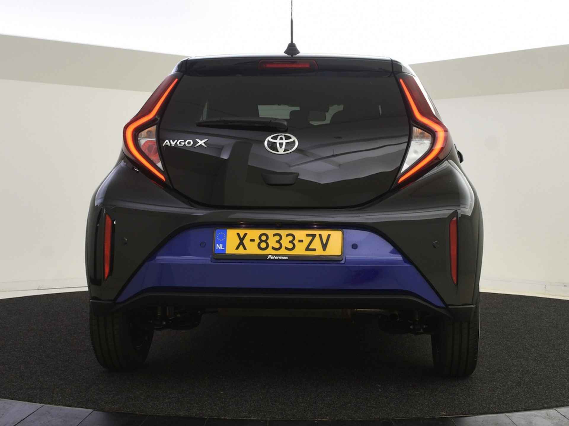 Toyota Aygo X 1.0 VVT-i MT Envy Edition | PDC V+A | Stoelverwarmng | Navigatie - 7/30