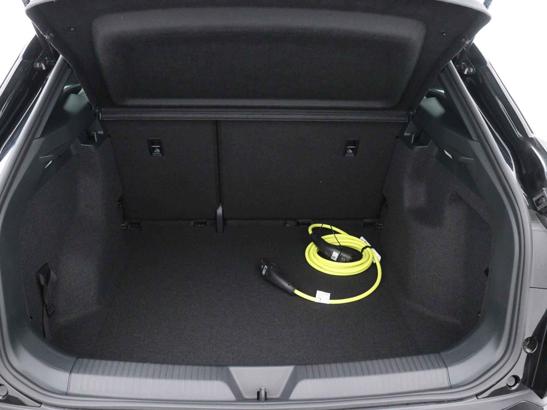 Volkswagen ID.4 Pro Business 77 kWh PPD | Stoelverwarming | Stuurverwarming | Navigatie | Carplay - 18/23