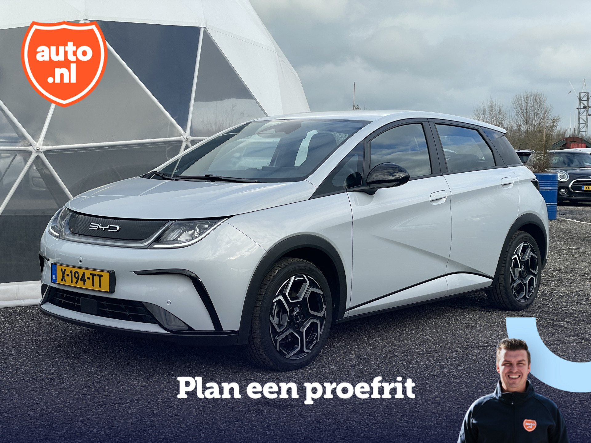 BYD Dolphin Comfort 60 kWh | Warmtepomp | 360 Camera | Carplay | Dodehoek detectie | Keyless | 17"LM velgen |