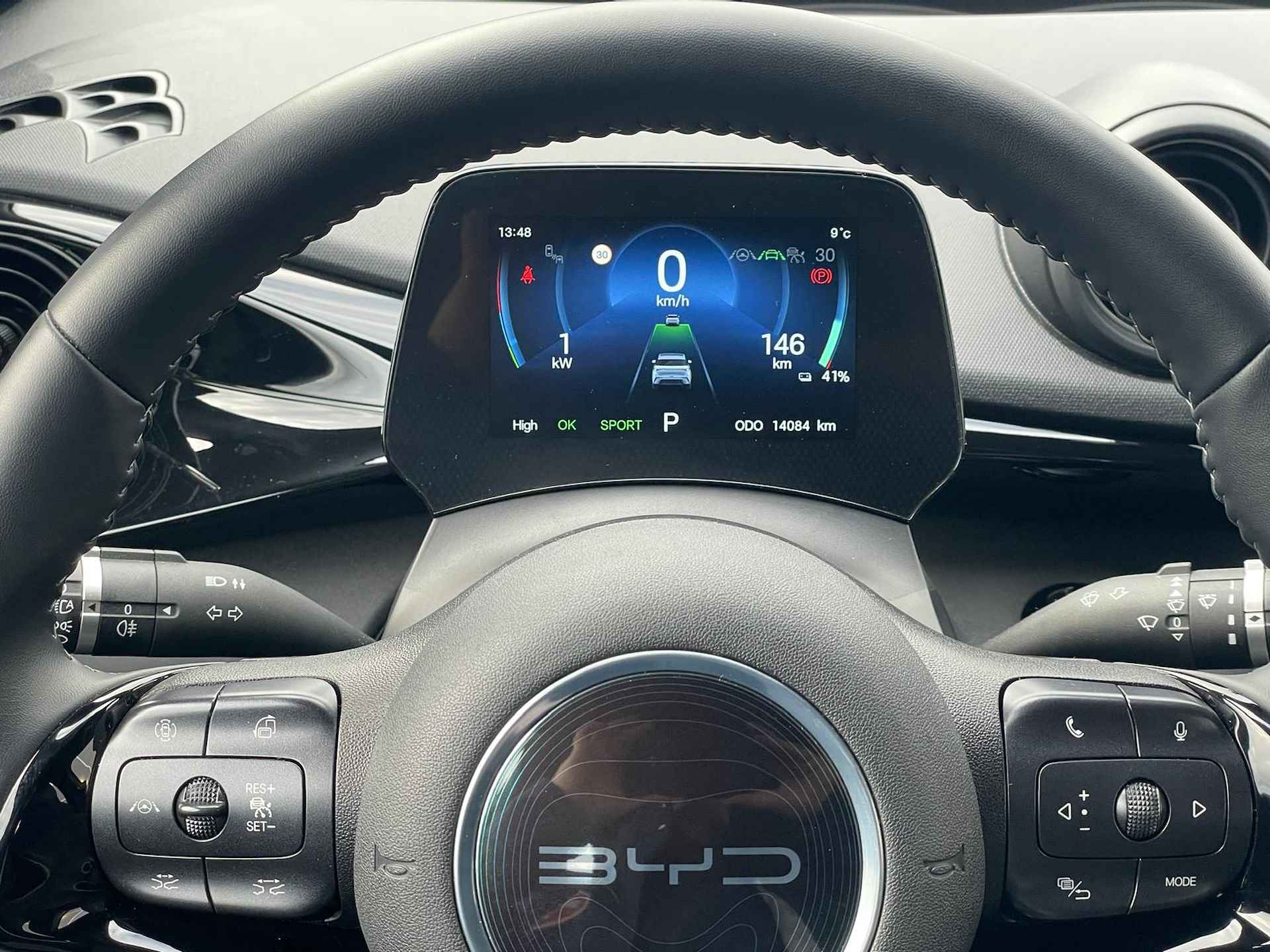 BYD Dolphin Comfort 60 kWh | Warmtepomp | 360 Camera | Carplay | Dodehoek detectie | Keyless | 17"LM velgen | - 6/38