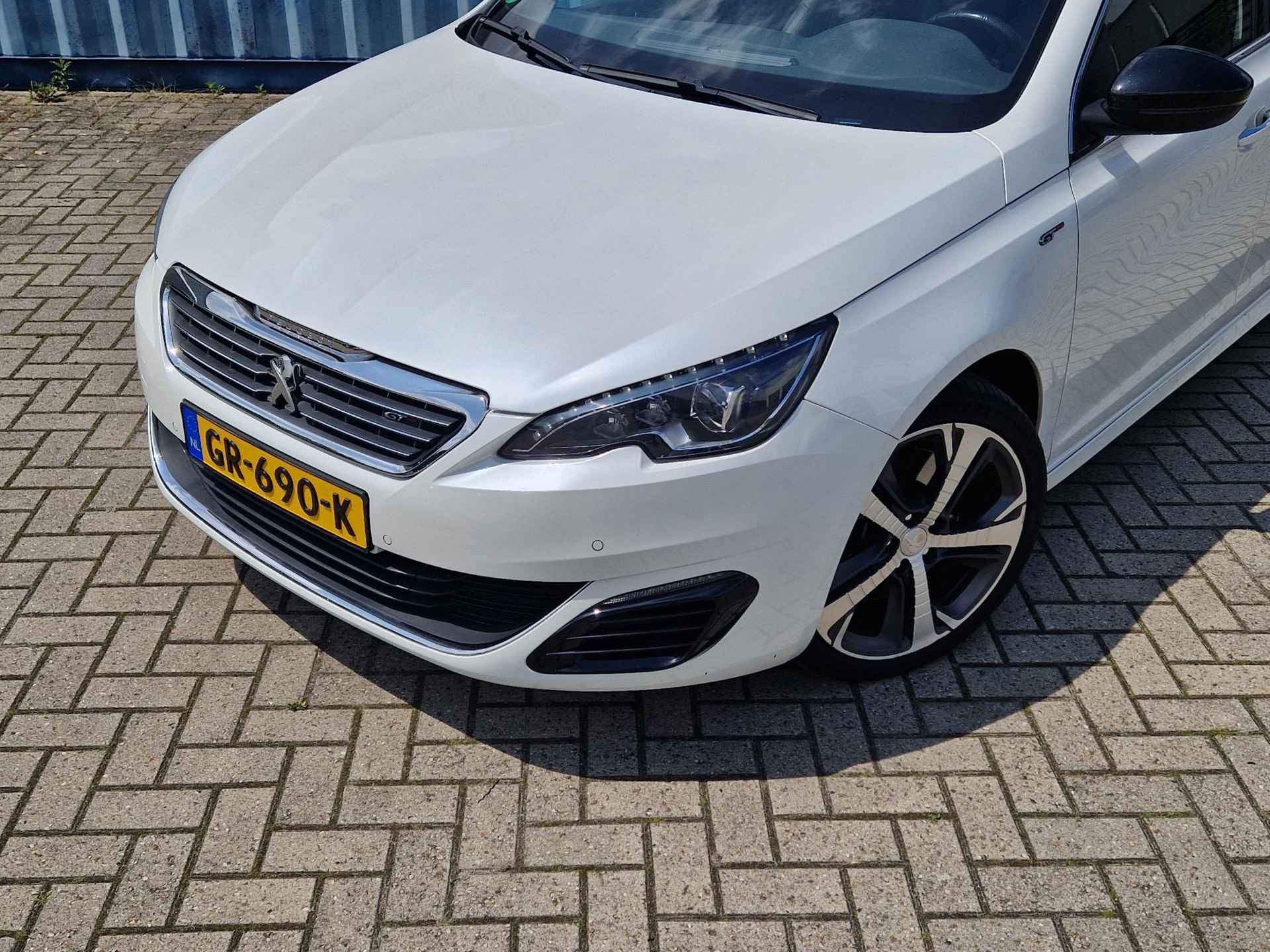 Peugeot 308 1.6 GT 205 TREKHAAK AFN. | Parkeersensoren voor en achter | Navi Full Map | Airco - 28/29