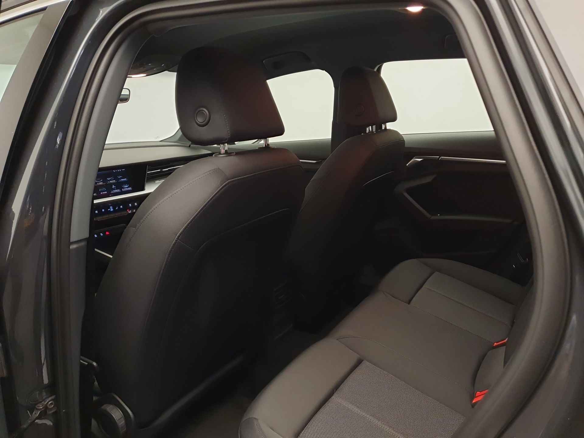 Audi A3 Sportback 30 TFSI 110pk S-Tronic Pro Line Cruise control, Virtual cockpit, App connect - 25/28