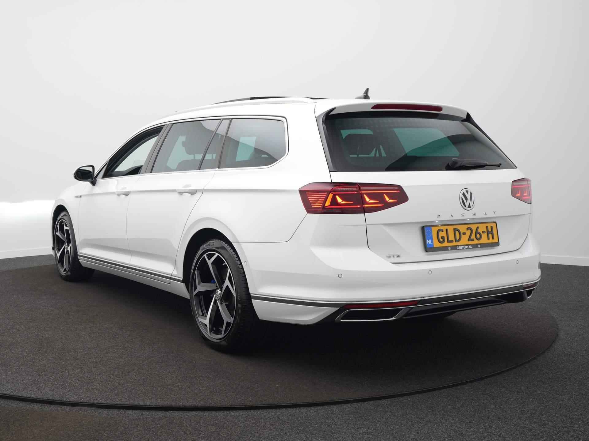 Volkswagen Passat Variant 1.4 TSI PHEV GTE Business / 360 Camera / Panodak / BLIS / Digitale Cockpit - 7/61