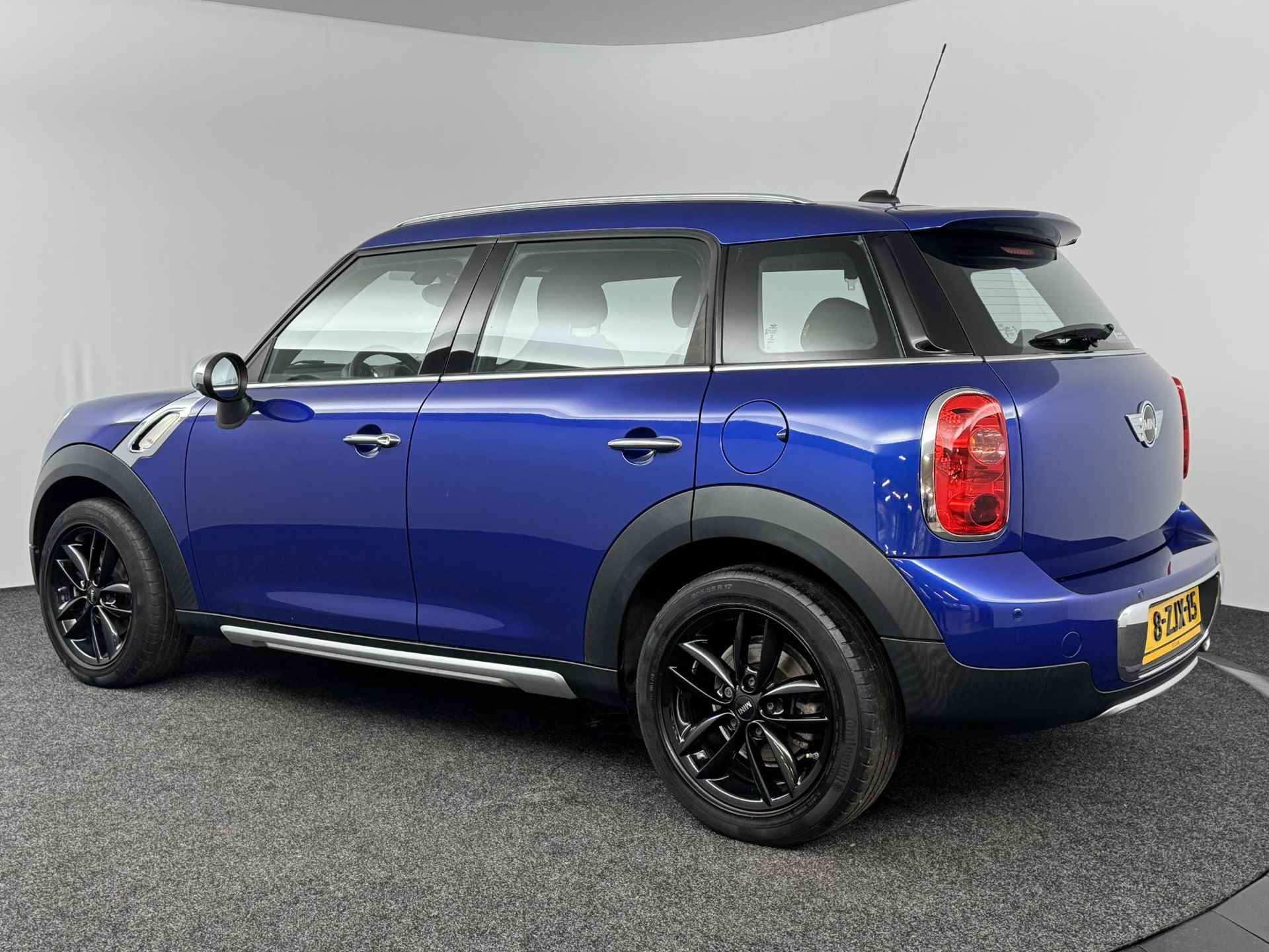 Mini Mini Countryman 1.6 One Knockout Edition | 2e eigenaar + dealer onderhouden! | Navi | Clima | Cruise | Xenon | LM velgen 17" - 8/43