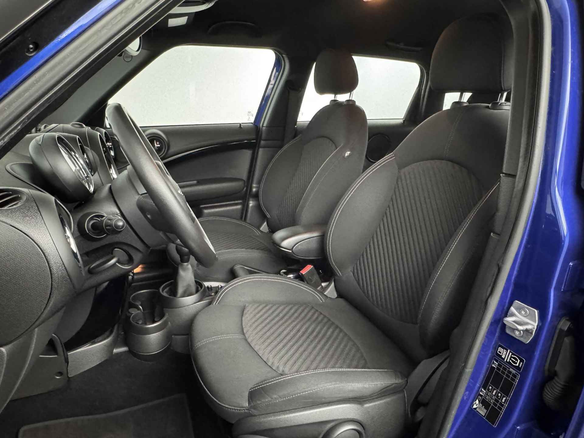 Mini Mini Countryman 1.6 One Knockout Edition | Navigatie | Sportstoelen | Parkeersensoren | - 11/43