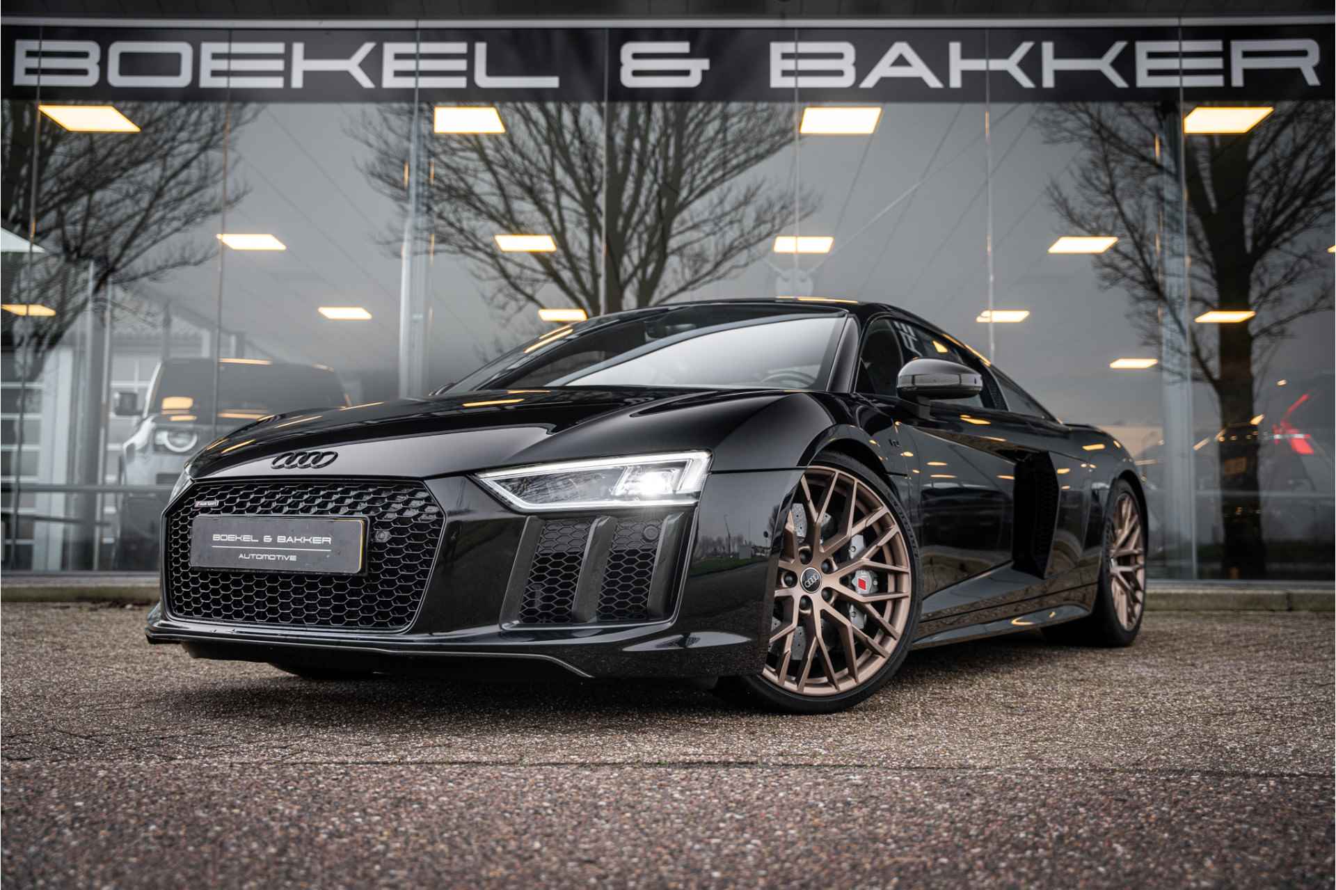 Audi R8 5.2 FSI quattro Plus (610pk) ** Carbon ** B&O ** Keramisch ** Camera