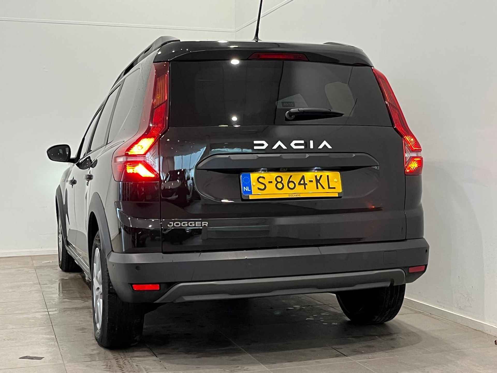 Dacia Jogger 1.0 TCe 110 Expression 7p. AIRCO | CRUISE | NAVI | CAMERA | V+A PDC | ANDROID & APPLE CARPLAY | - 8/34