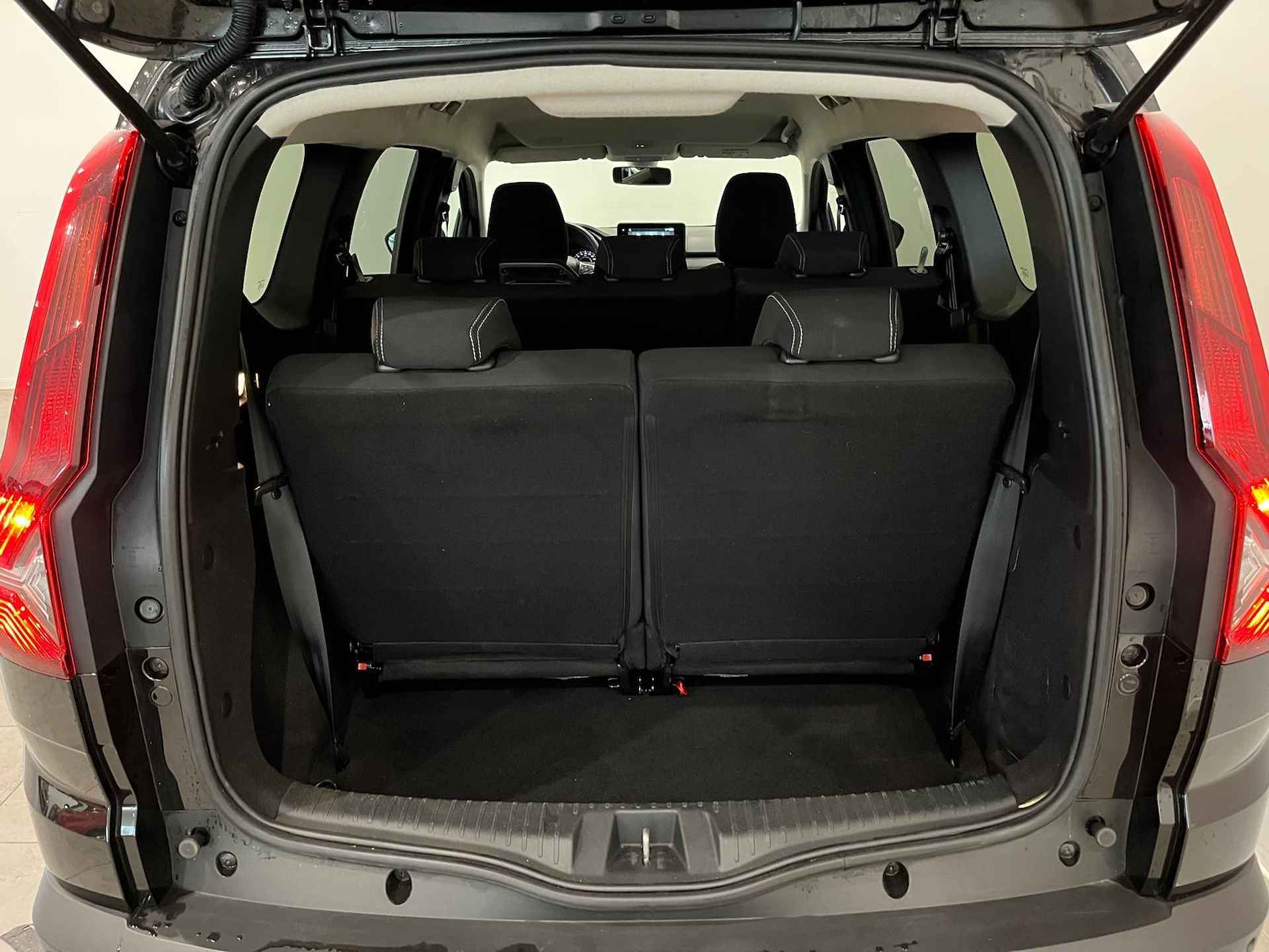 Dacia Jogger 1.0 TCe 110 Expression 7p. | 7-persoons | Navigatie | Dodehoekdetectie | Parkeersensoren voor, achter en achteruitrijcamera | Apple Carplay/Android Auto - 8/33