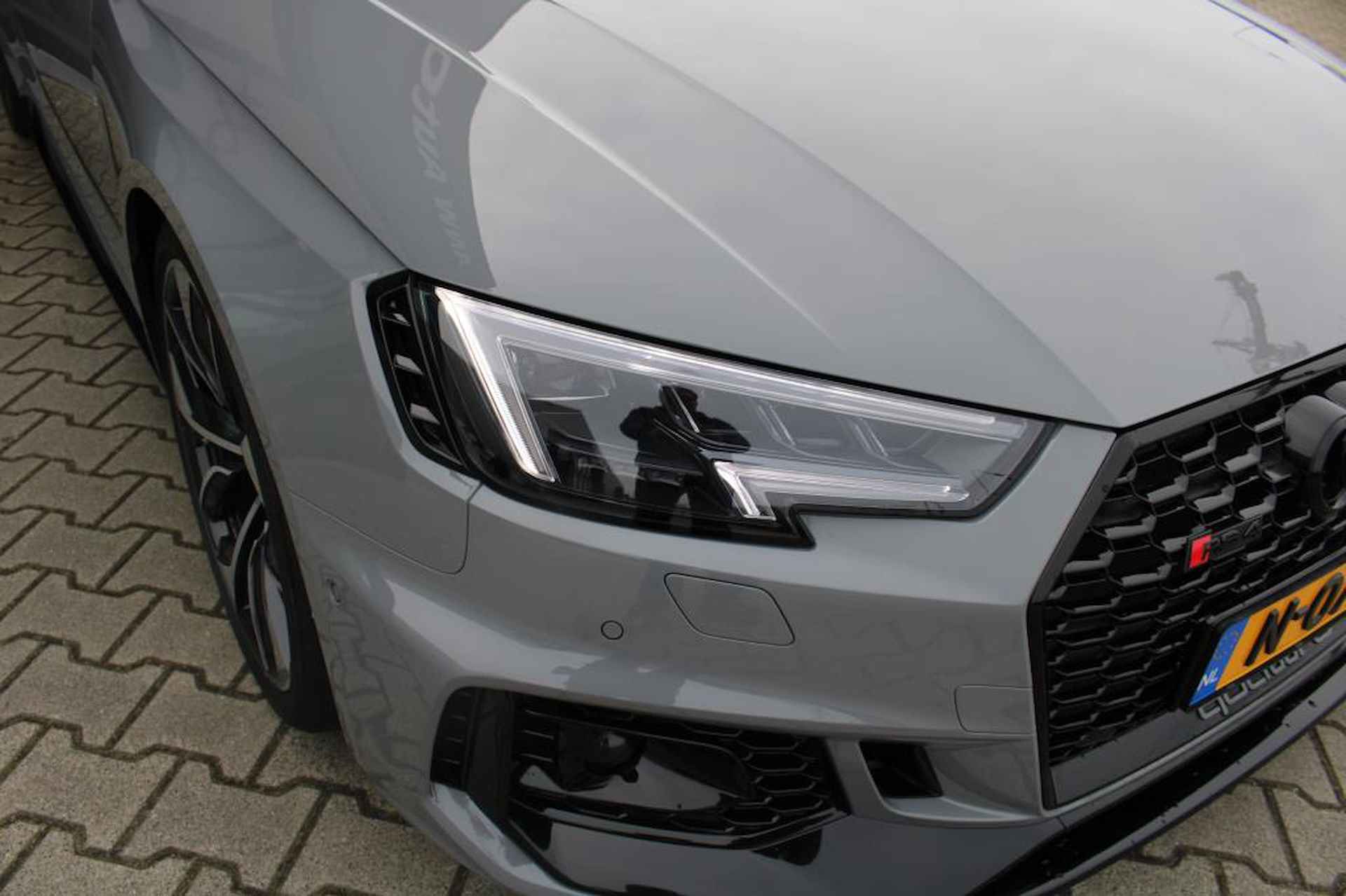 Audi RS4 2.9 TFSI RS4 Keramisch/360 camera/Bang&Olufsen/20Inch/Nardo Grey/RS Stoelen masage functie/ 150.000 nw prijs - 6/14