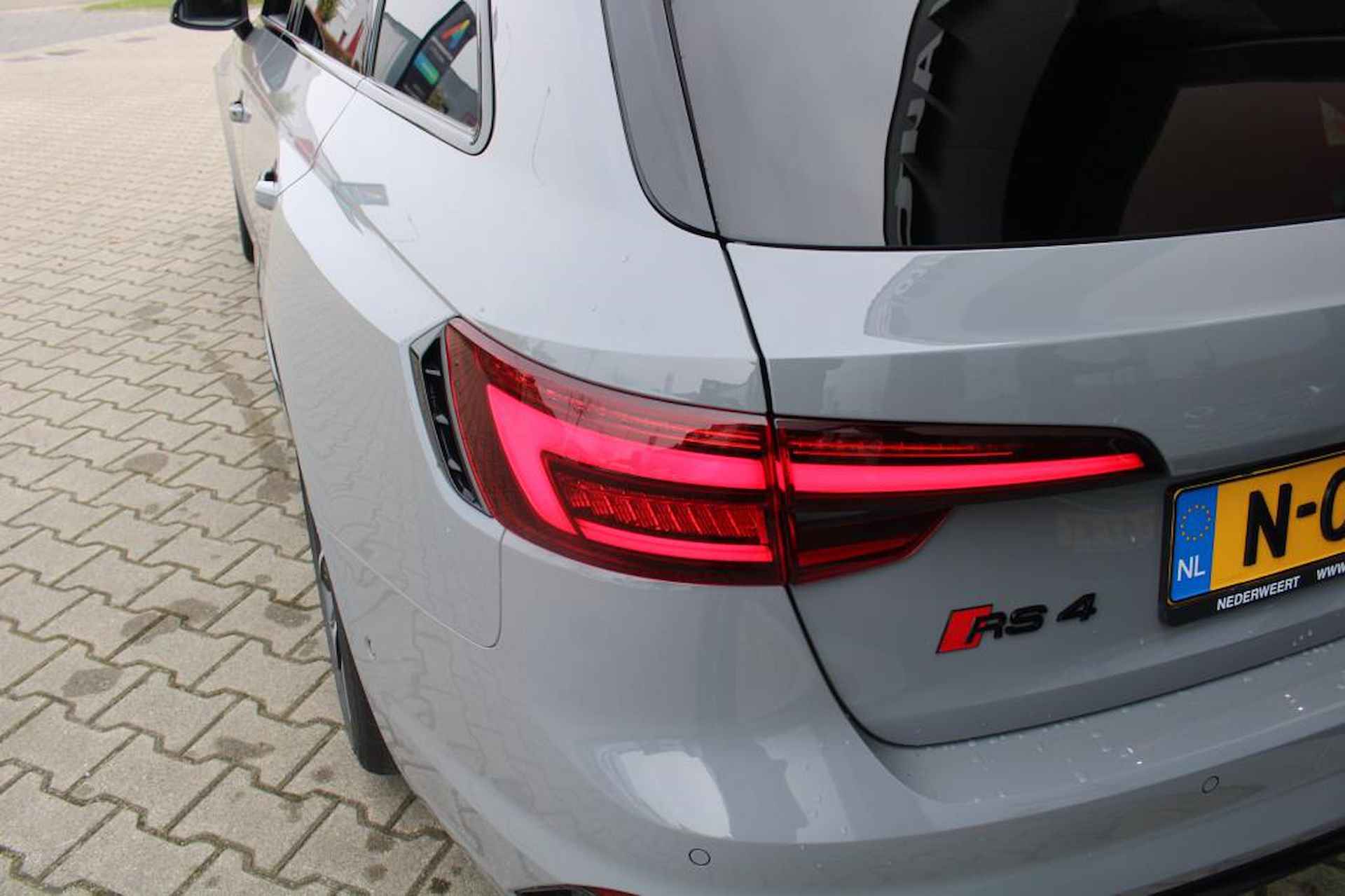 Audi RS4 2.9 TFSI RS4 Keramisch/360 camera/Bang&Olufsen/20Inch/Nardo Grey/RS Stoelen masage functie/ 150.000 nw prijs - 7/14