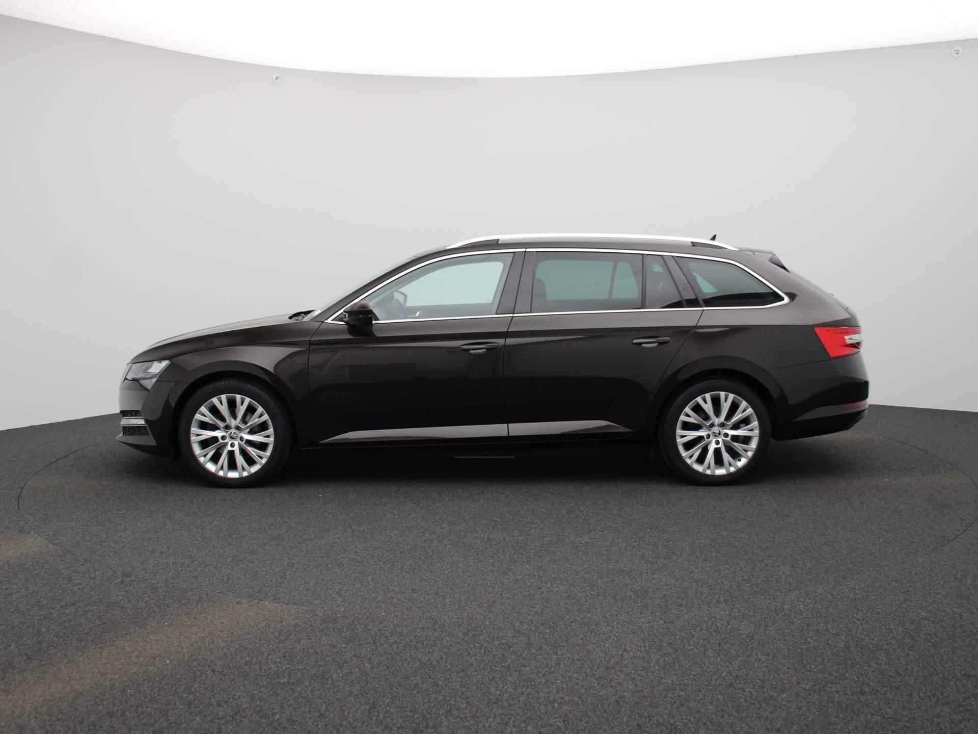 Skoda Superb Combi 1.4 TSI iV Business Edition Plus | HALF LEDER | NAVIGATIE | ELEK.STOEL | KEYLESS | CAMERA | - 5/42