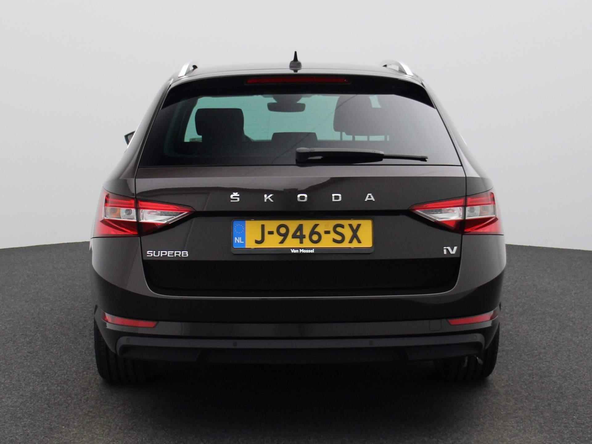 Skoda Superb Combi 1.4 TSI iV Business Edition Plus | HALF LEDER | NAVIGATIE | ELEK.STOEL | KEYLESS | CAMERA | - 6/42