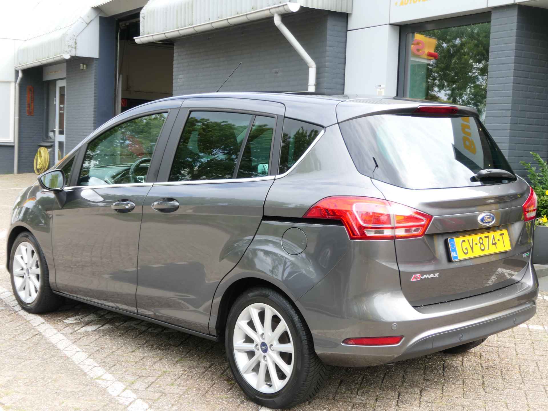 Ford B-MAX 1.0 EcoBoost Titanium | Panoramadak | Camera | Navigatie | Parkeersens. - 3/32