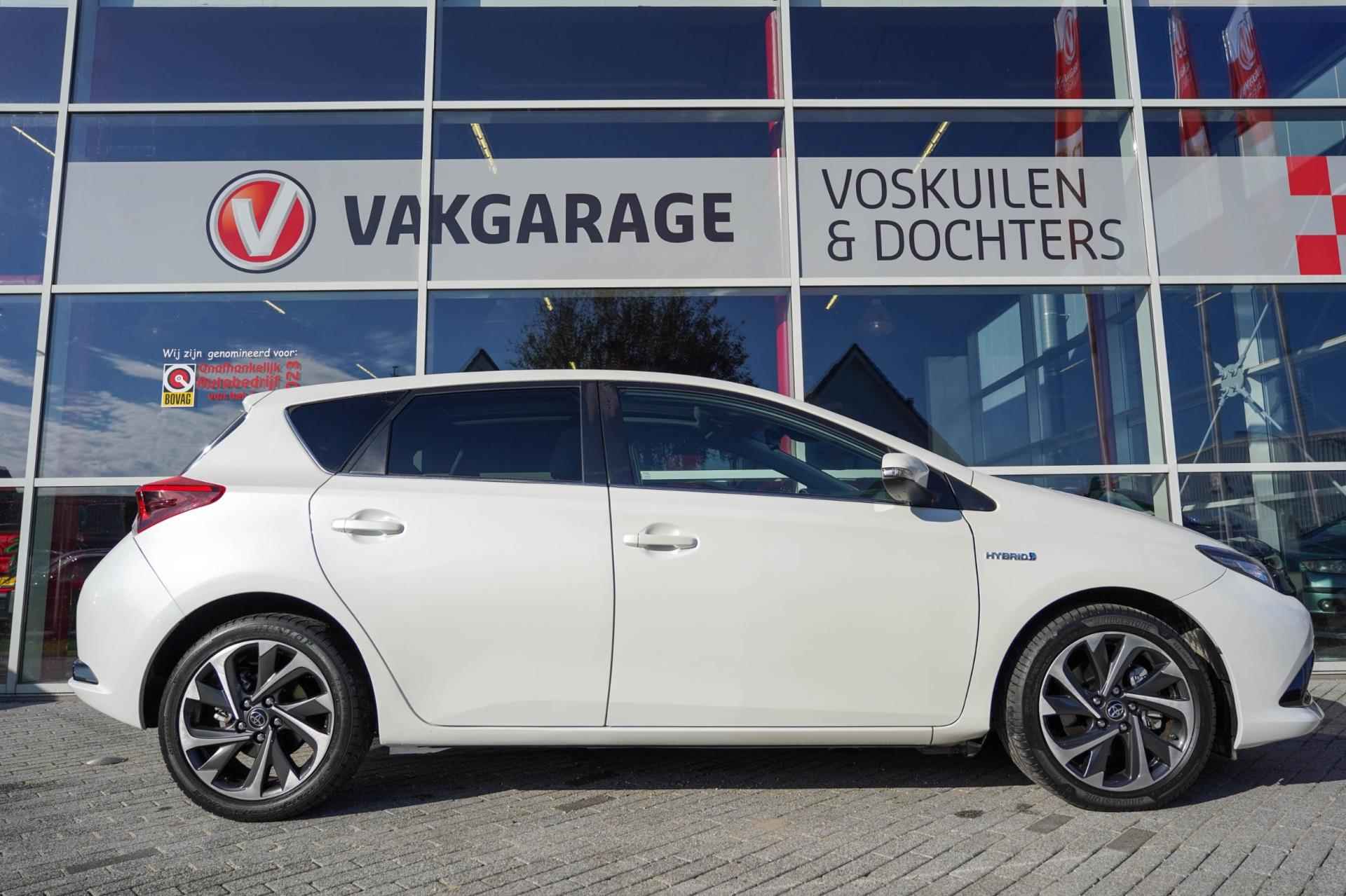 Toyota Auris 1.8 Hybrid| Technoline | Panoramadak 136pk - 8/39