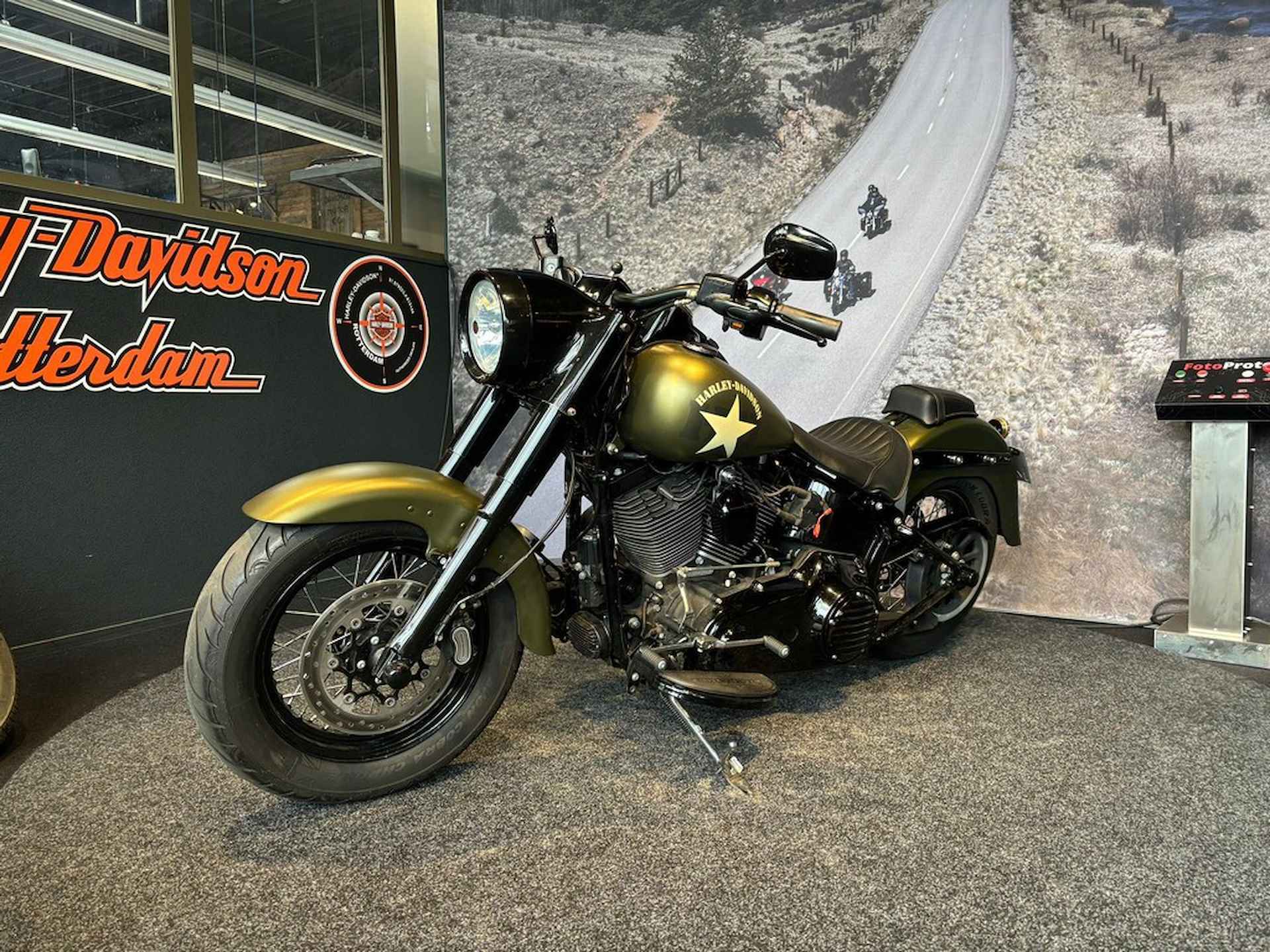 Harley-Davidson FLSS Softail Slim S - 6/10