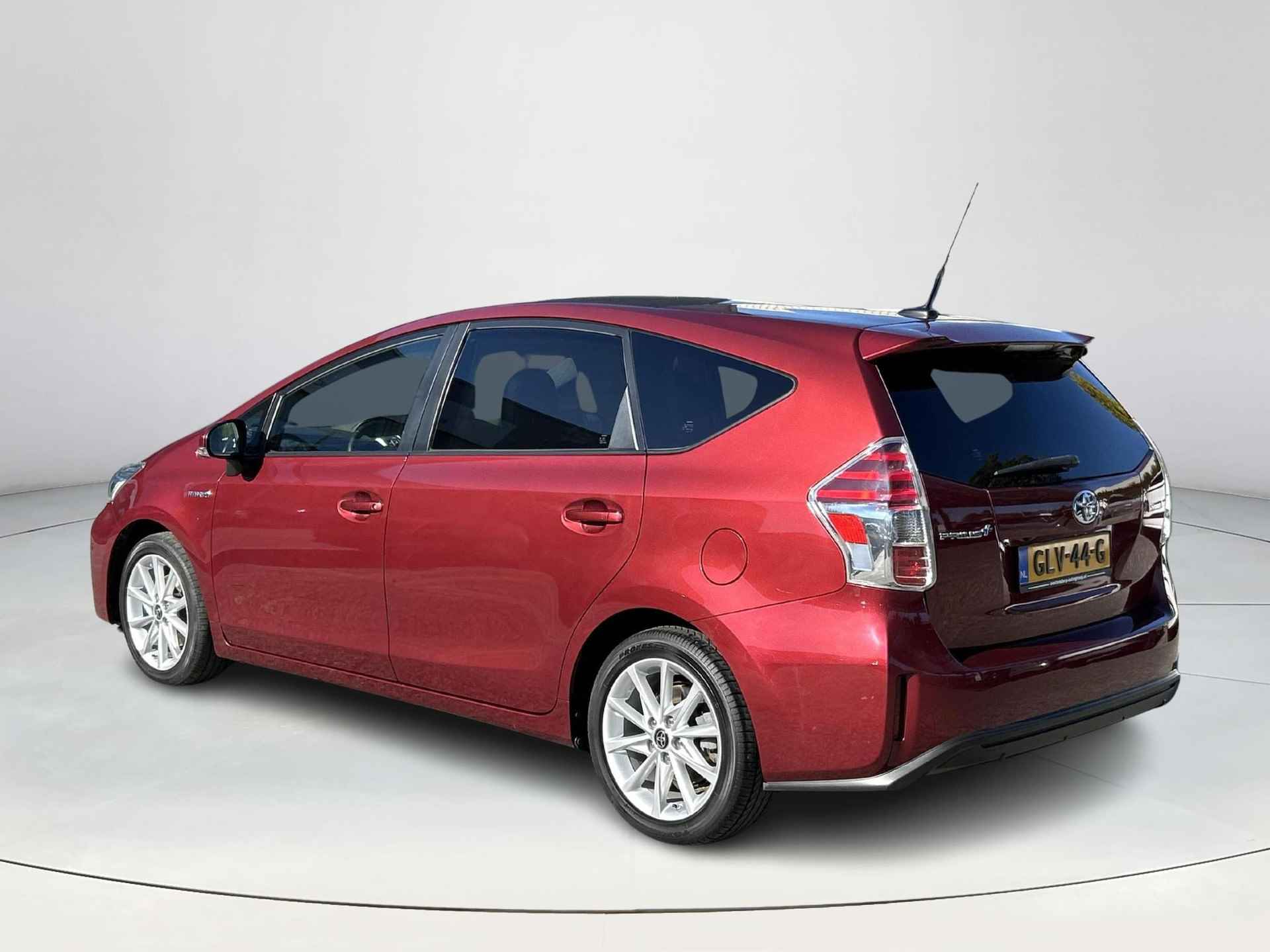 Toyota Prius+ 1.8 Executive **NAVIGATIE/ PANORAMADAK/ 36 MAANDEN GARANTIE** - 4/33