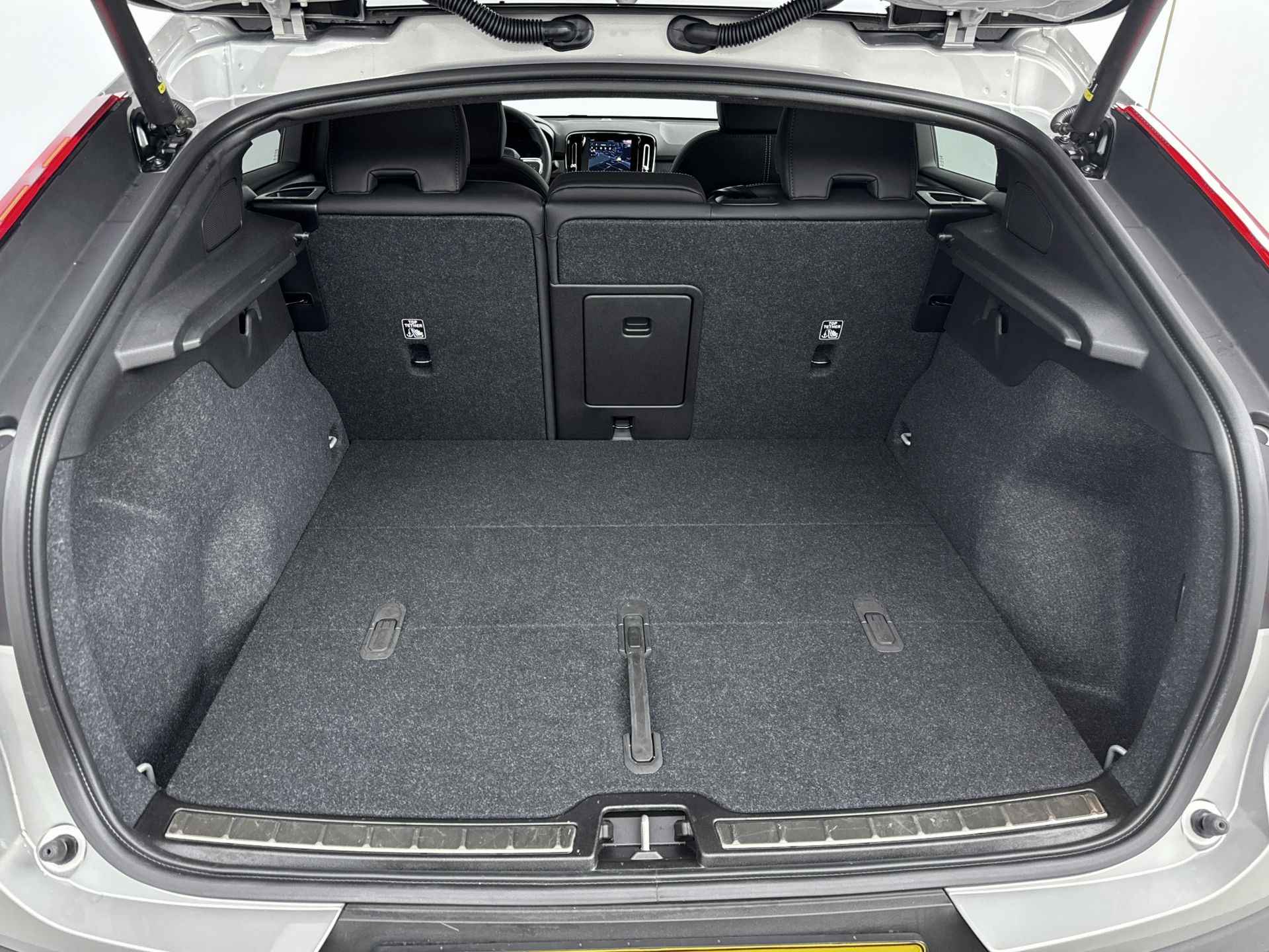 Volvo C40 TWIN ULTIMATE | PANORAMADAK | 20" | WARMTEPOMP | NUBUCK | INTELLISAFE | MEMORY | 360 CAMERA | HARMAN KARDON | KEYLESS - 15/28